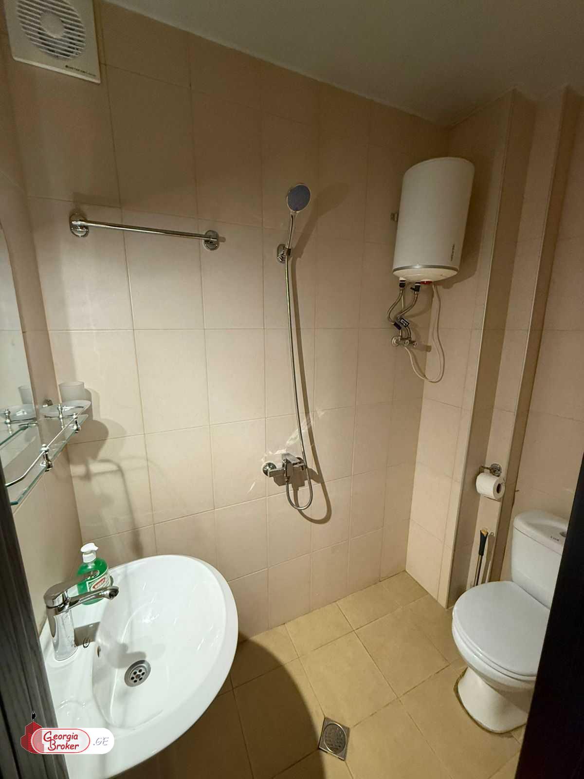 ქირავდება ახალი გარემონტებული საოფისე ფართი