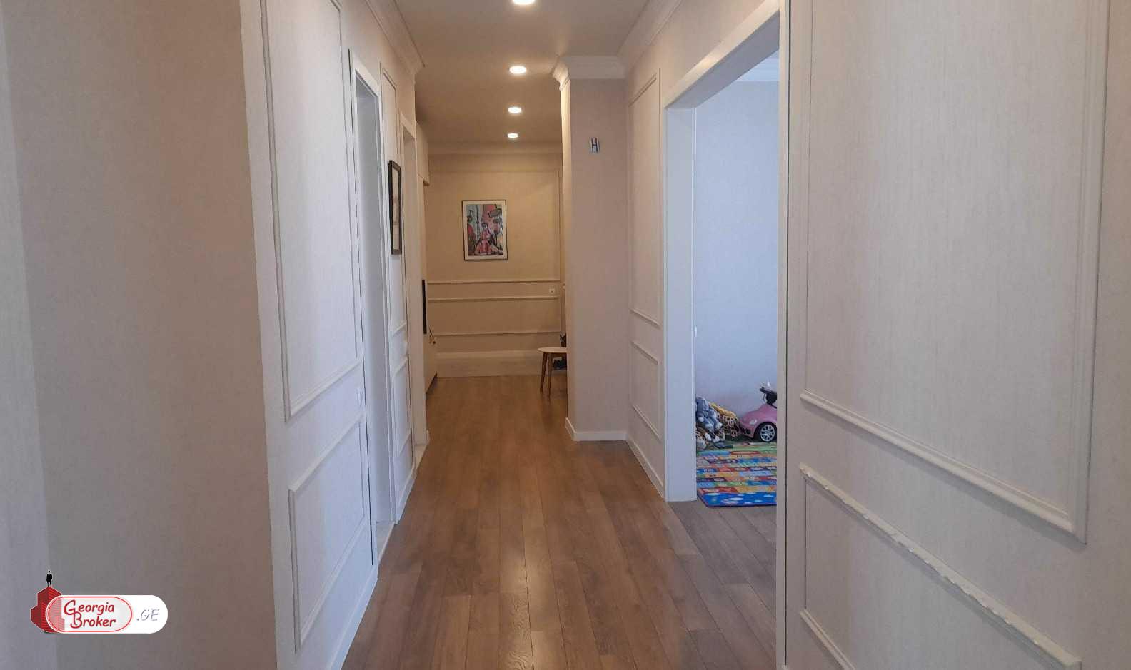 nearly repaired 4-room apartment for sale