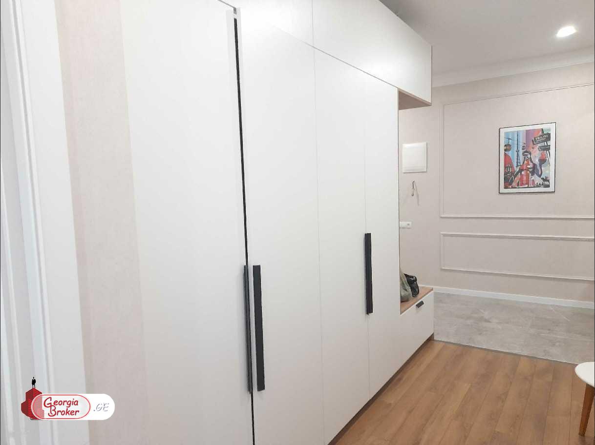 nearly repaired 4-room apartment for sale