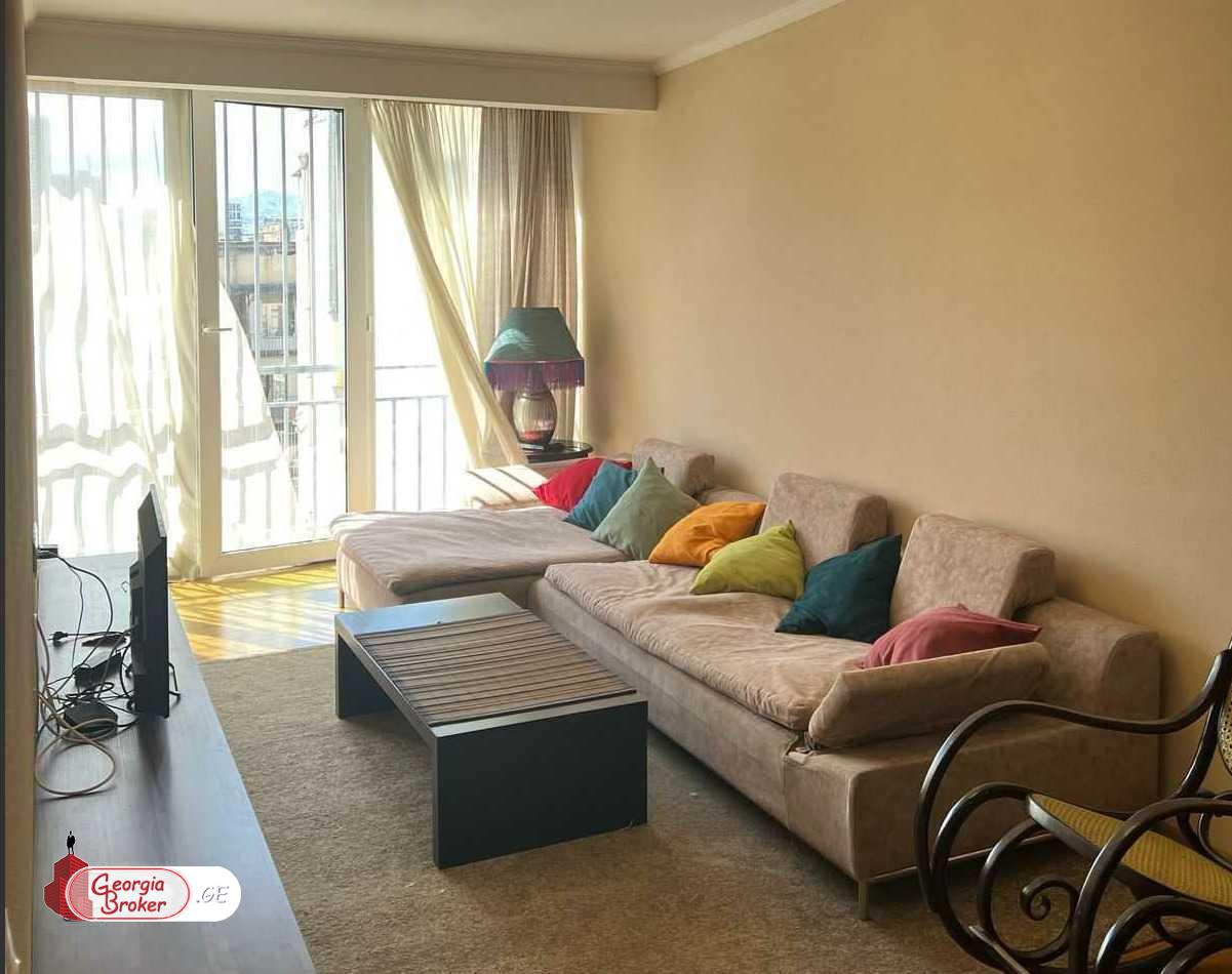 nearly repaired 4-room apartment for sale