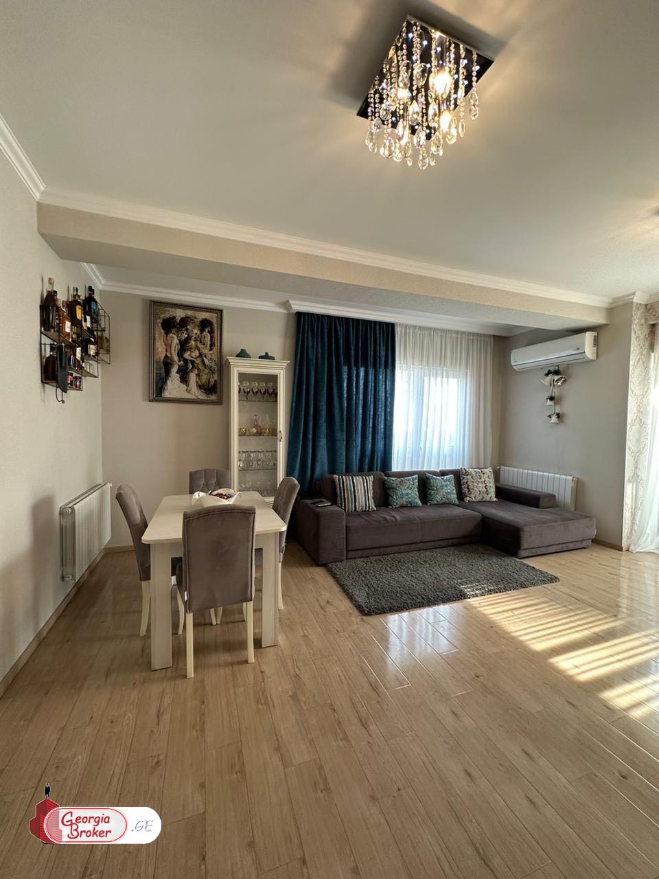 nearly repaired 3-room apartment for sale