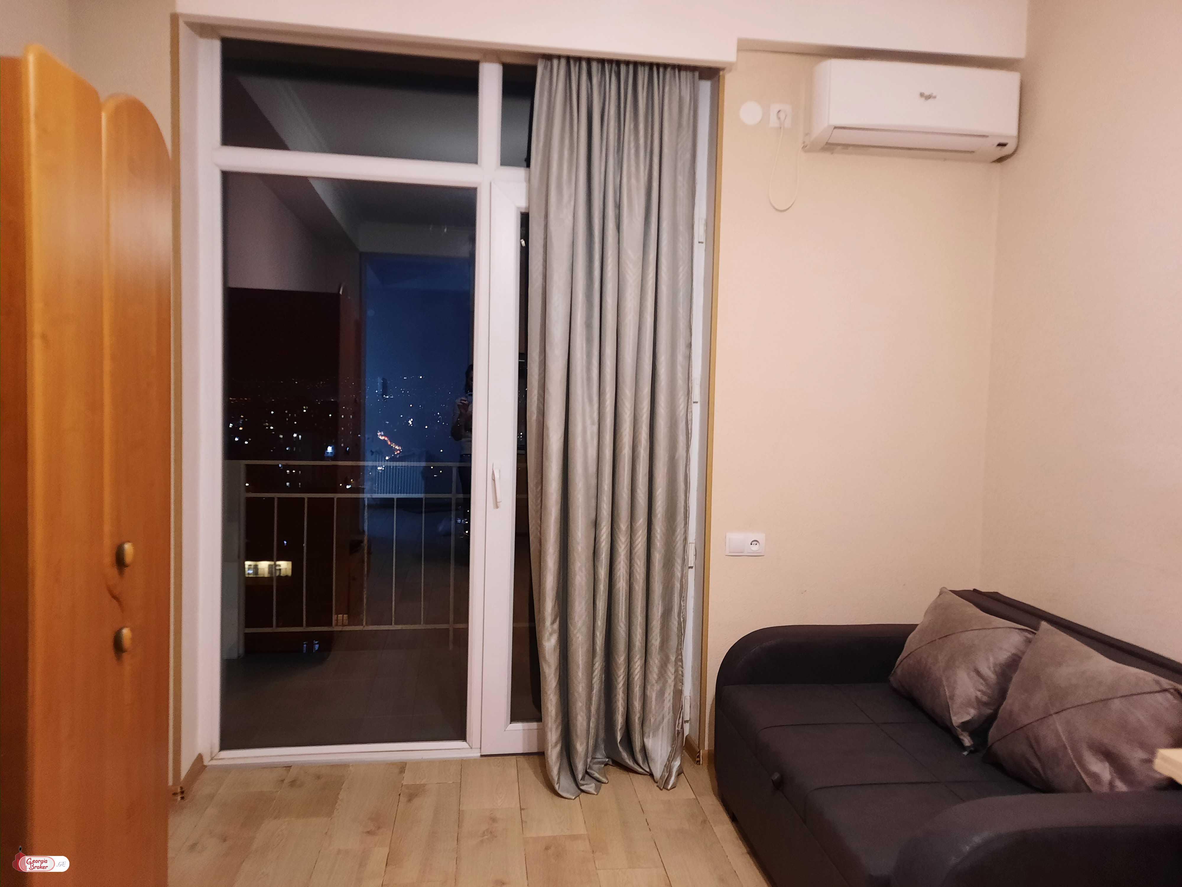 продается квартира с новым ремонтом 2-комнаты