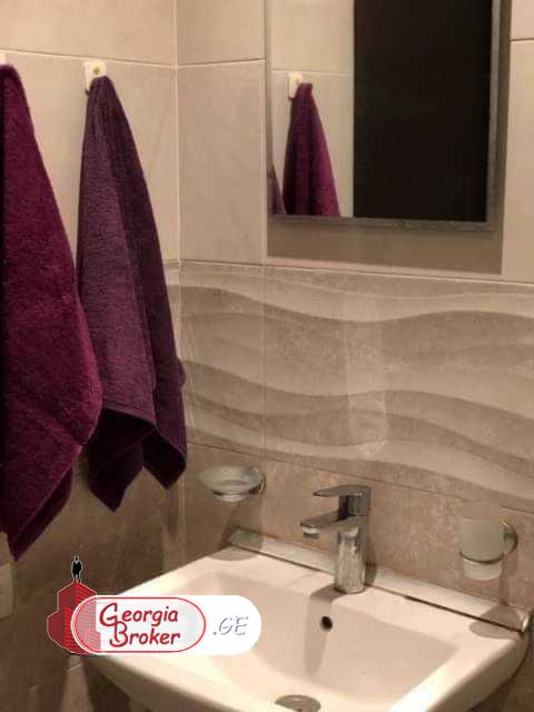 продается квартира с новым ремонтом 2-комнаты