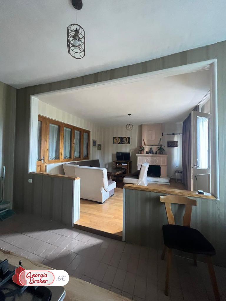 nearly repaired 5-room apartment for sale