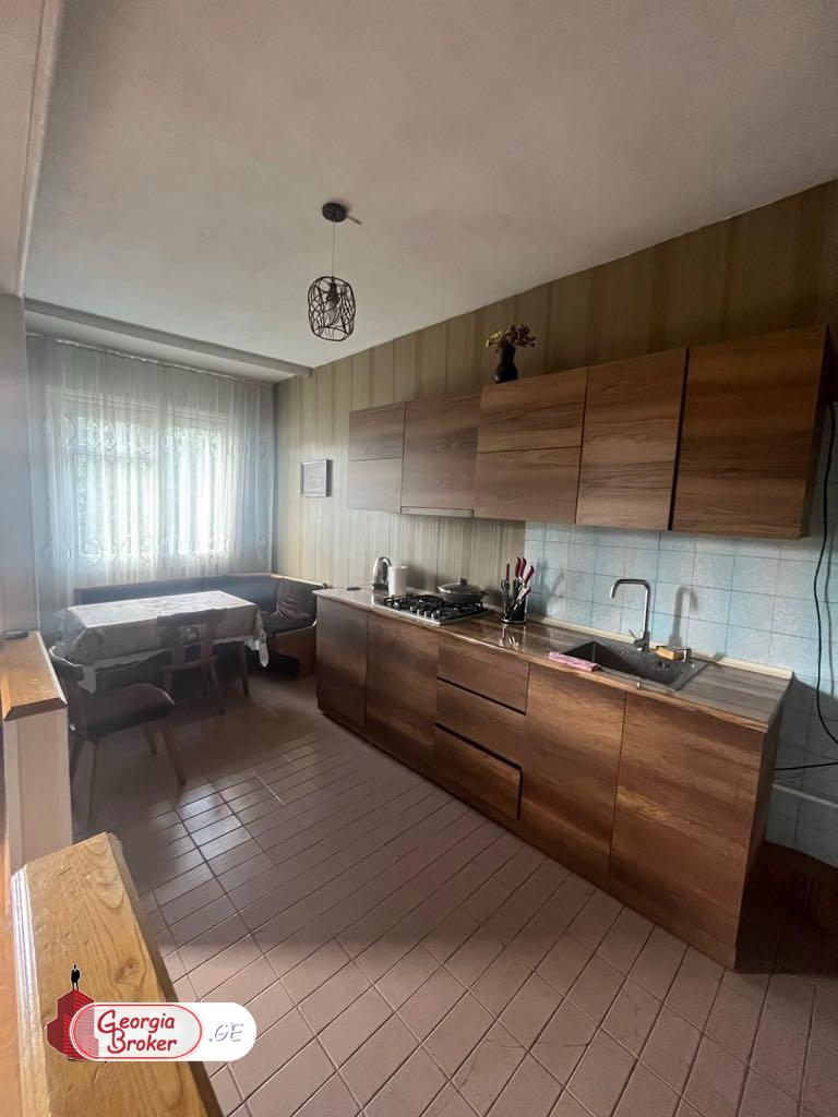 nearly repaired 5-room apartment for sale