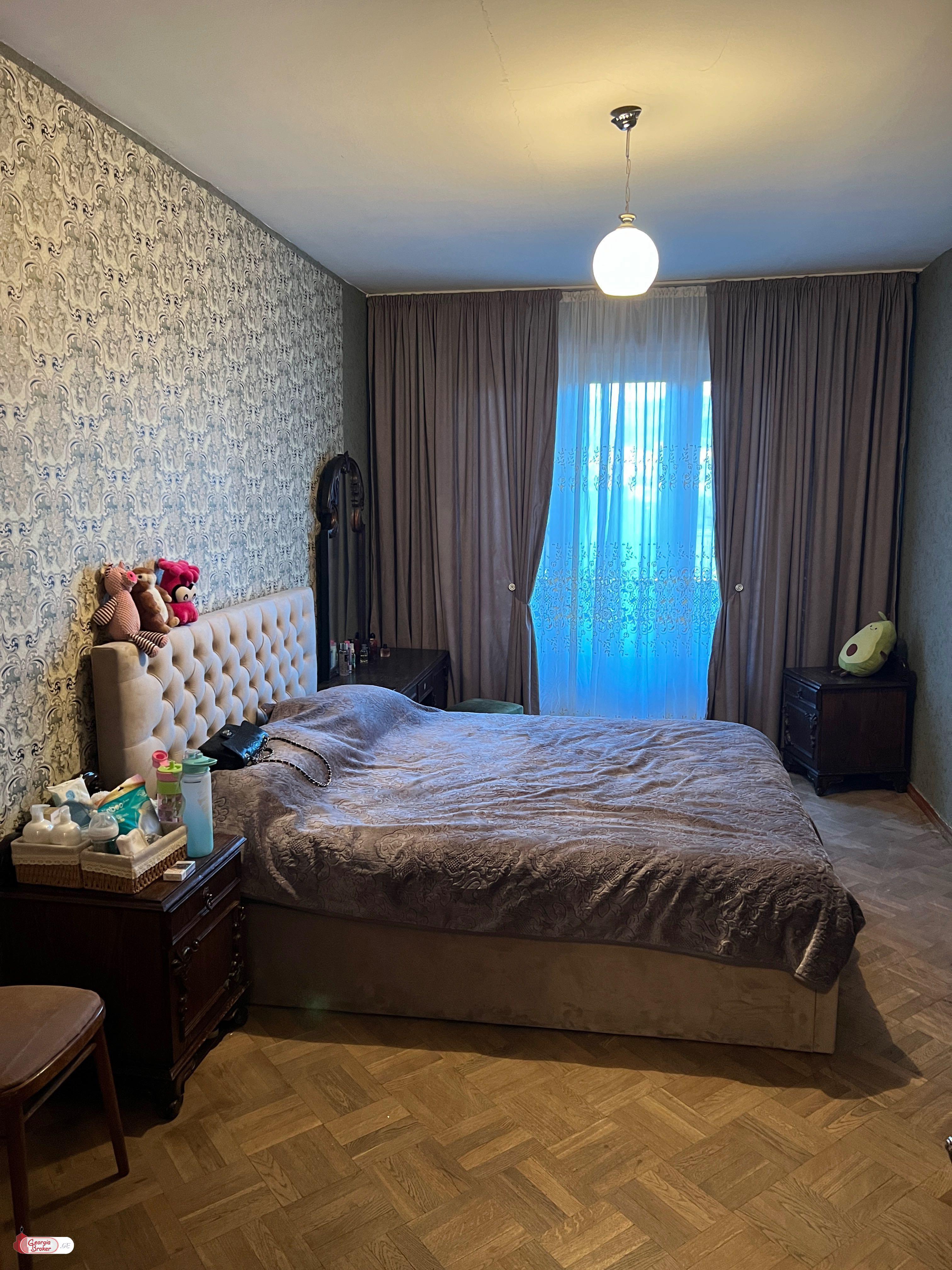 nearly repaired 5-room apartment for sale