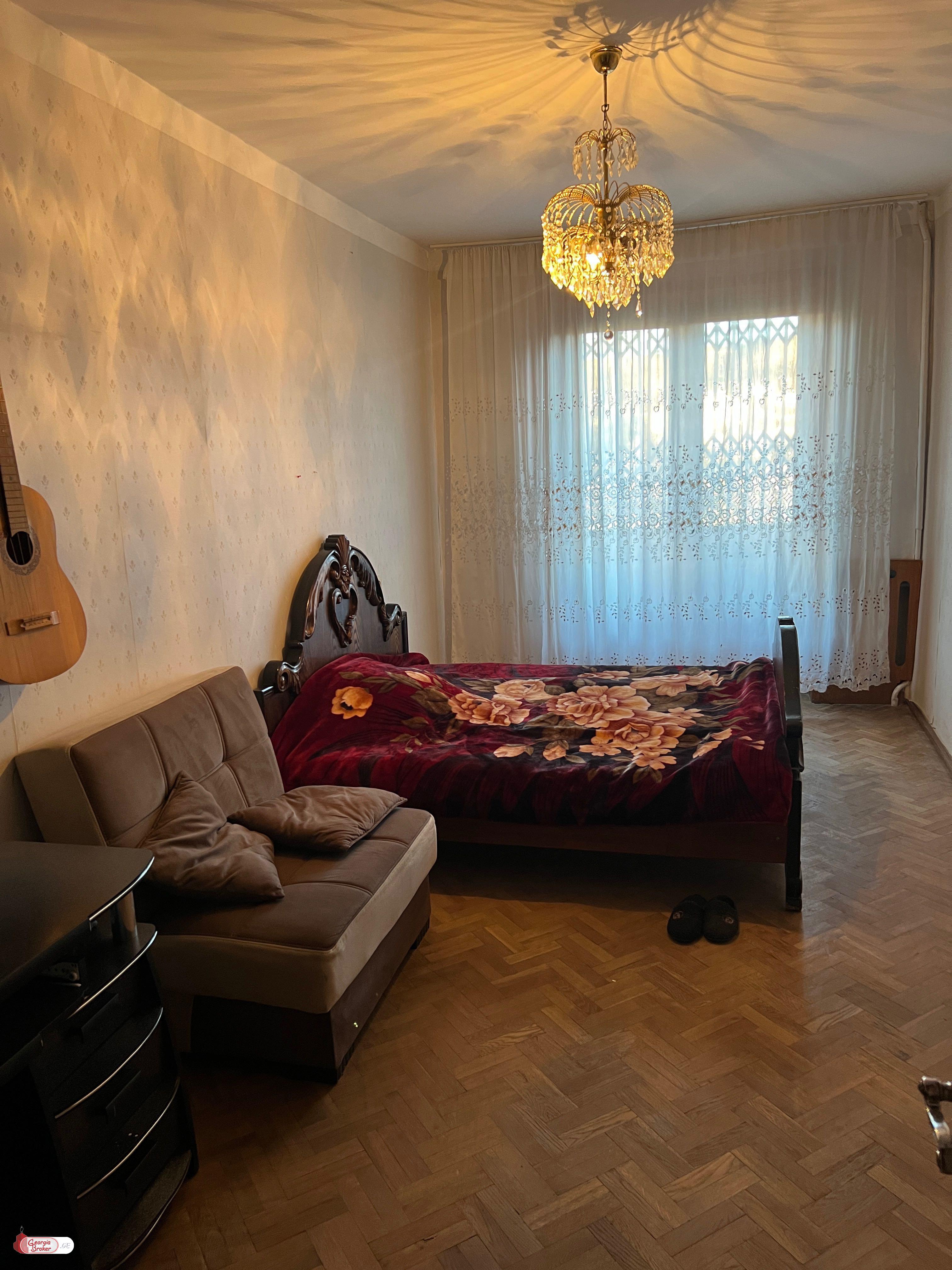 nearly repaired 5-room apartment for sale