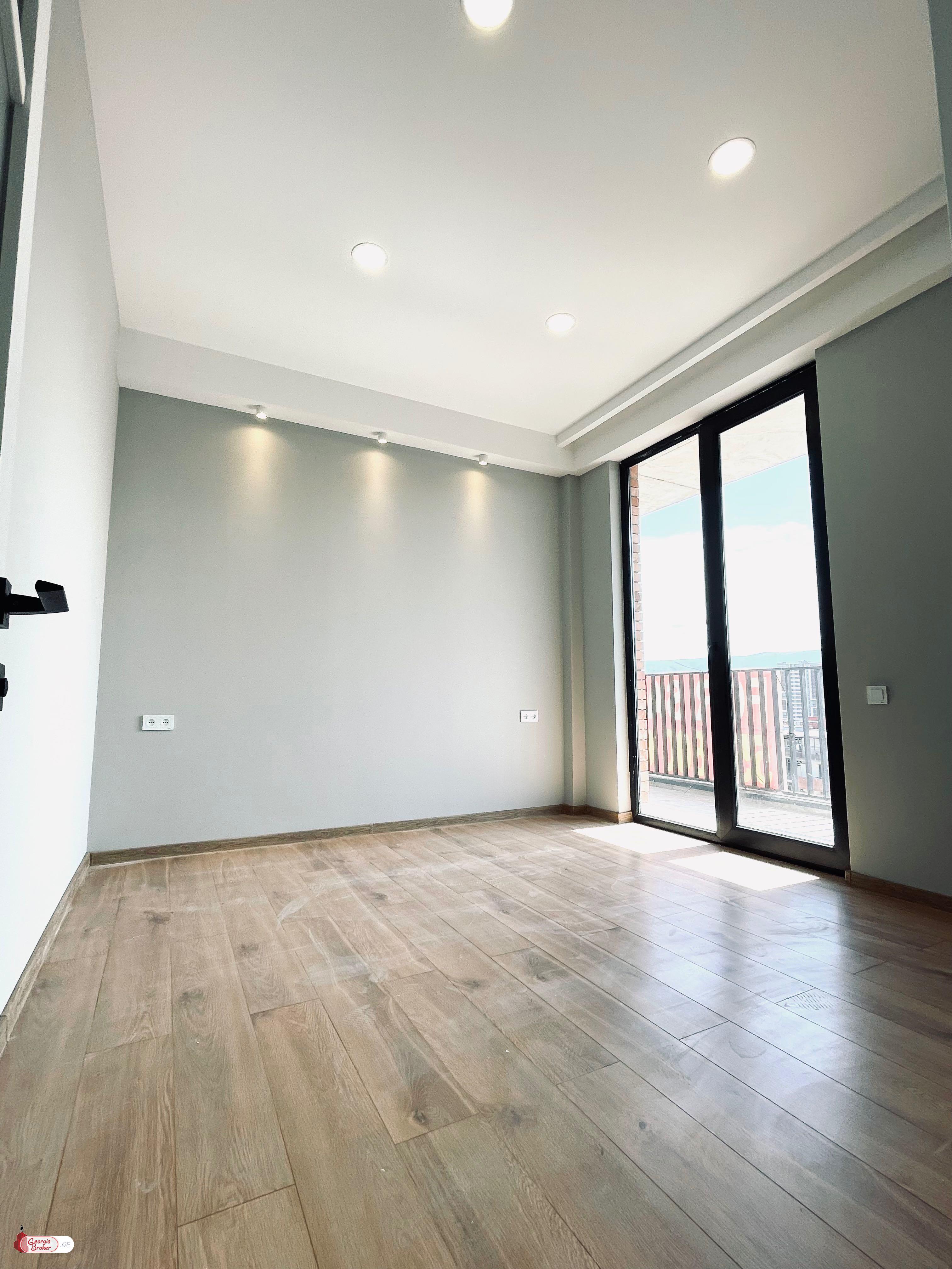 იყიდება ახალი გარემონტებული 2 ოთახიანი ბინა