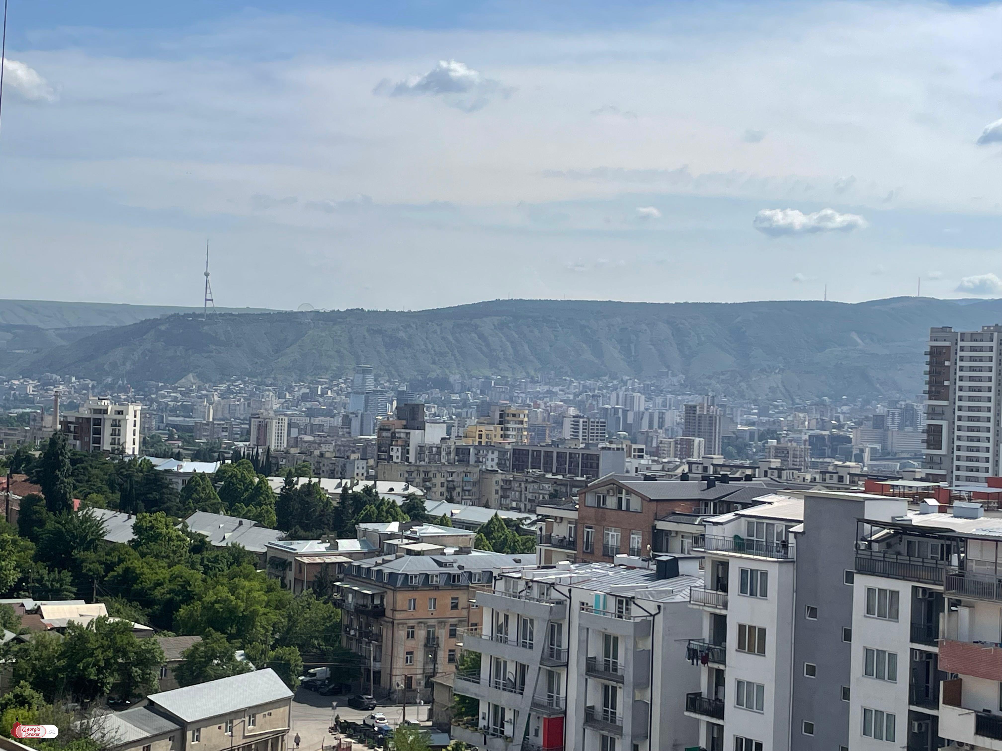 იყიდება ახალი გარემონტებული 2 ოთახიანი ბინა