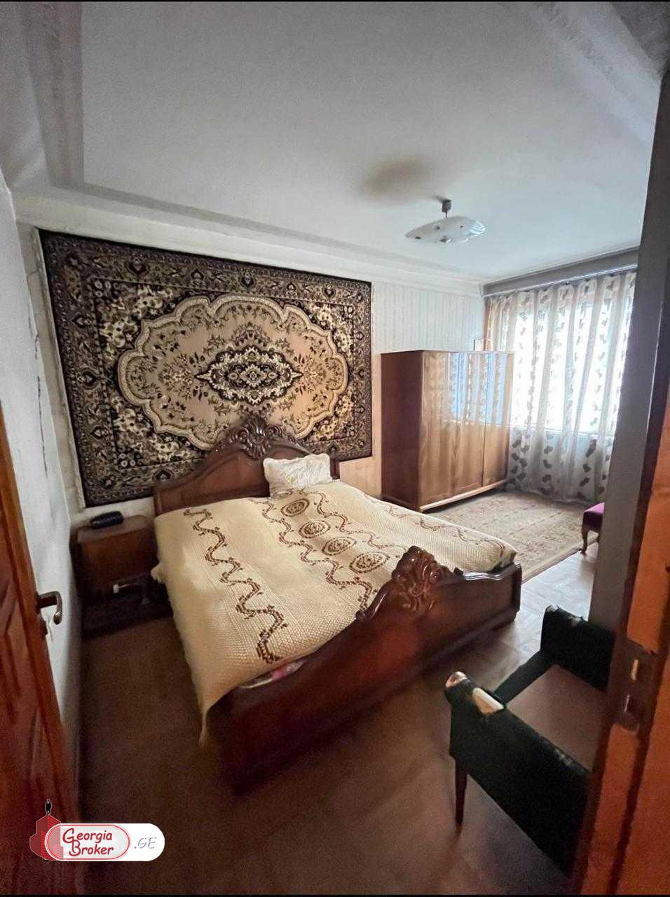 продается квартира с новым ремонтом 6-комнат