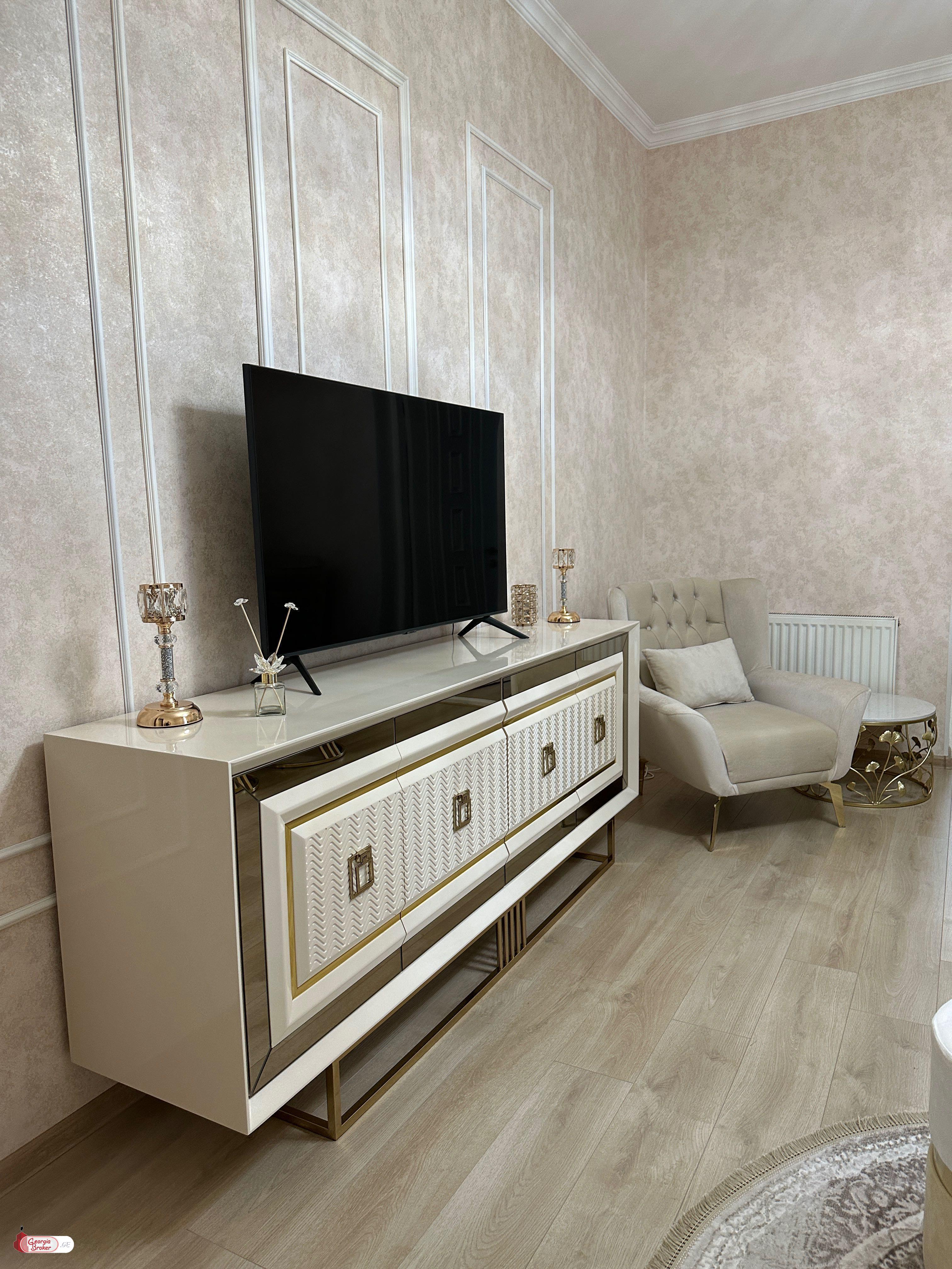 nearly repaired 4-room apartment for sale