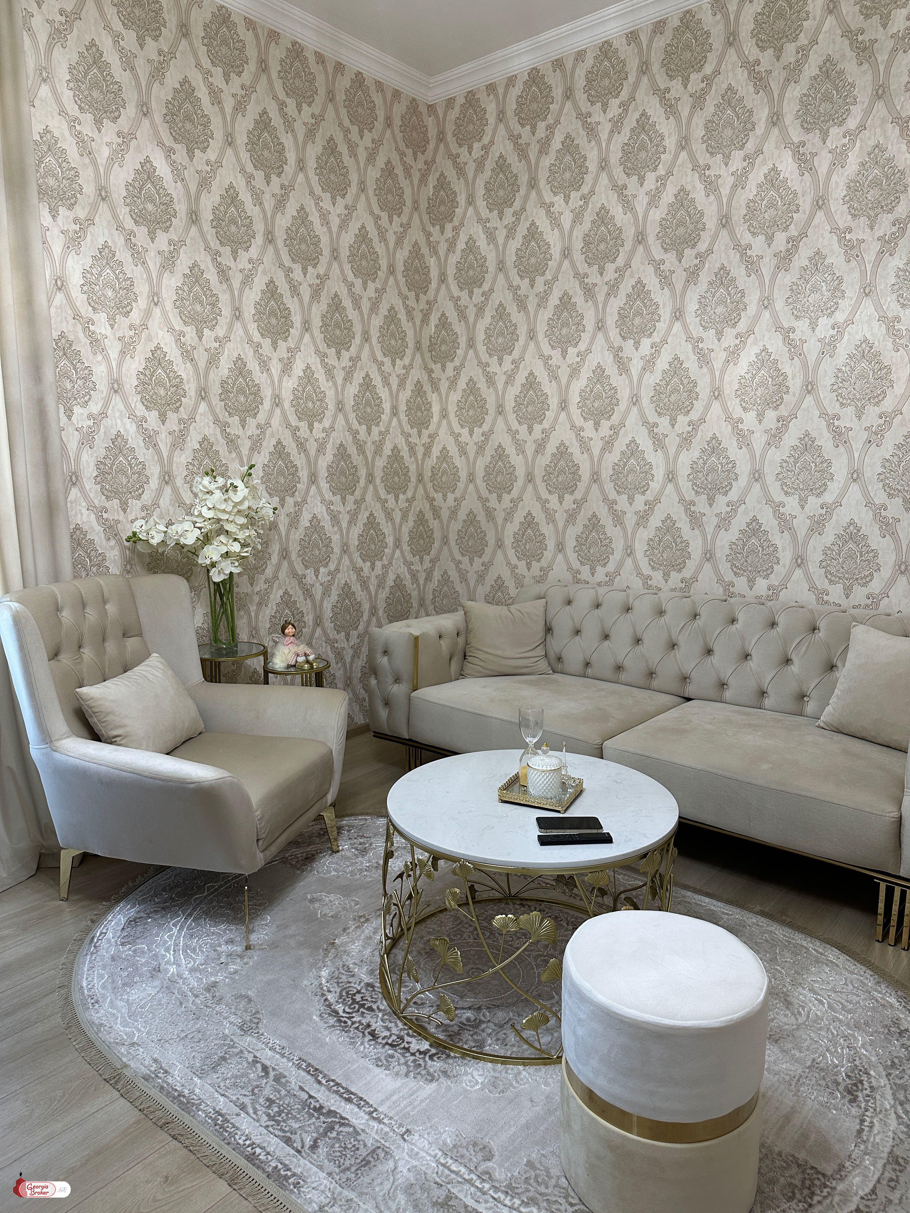 nearly repaired 4-room apartment for sale