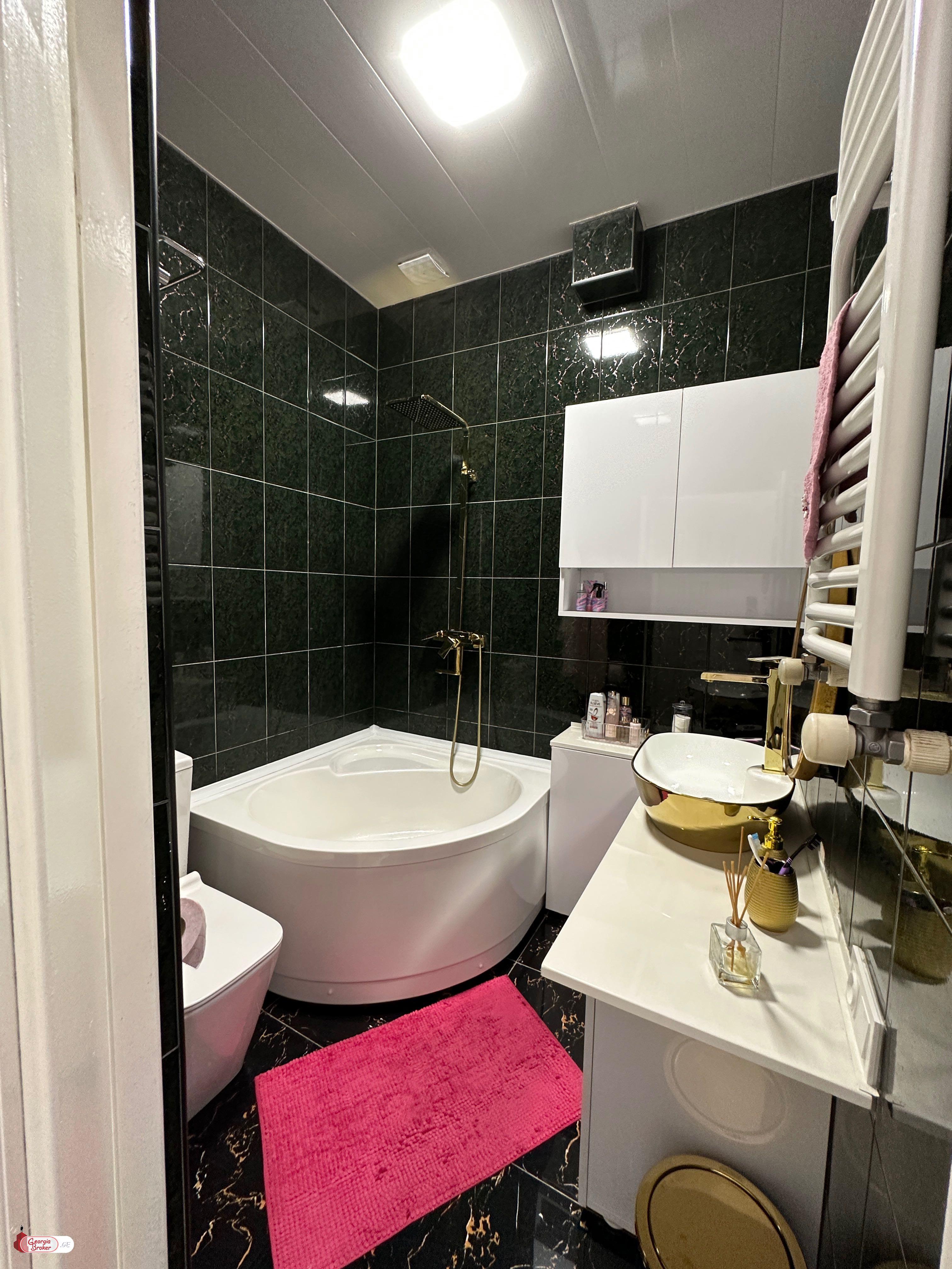 nearly repaired 4-room apartment for sale