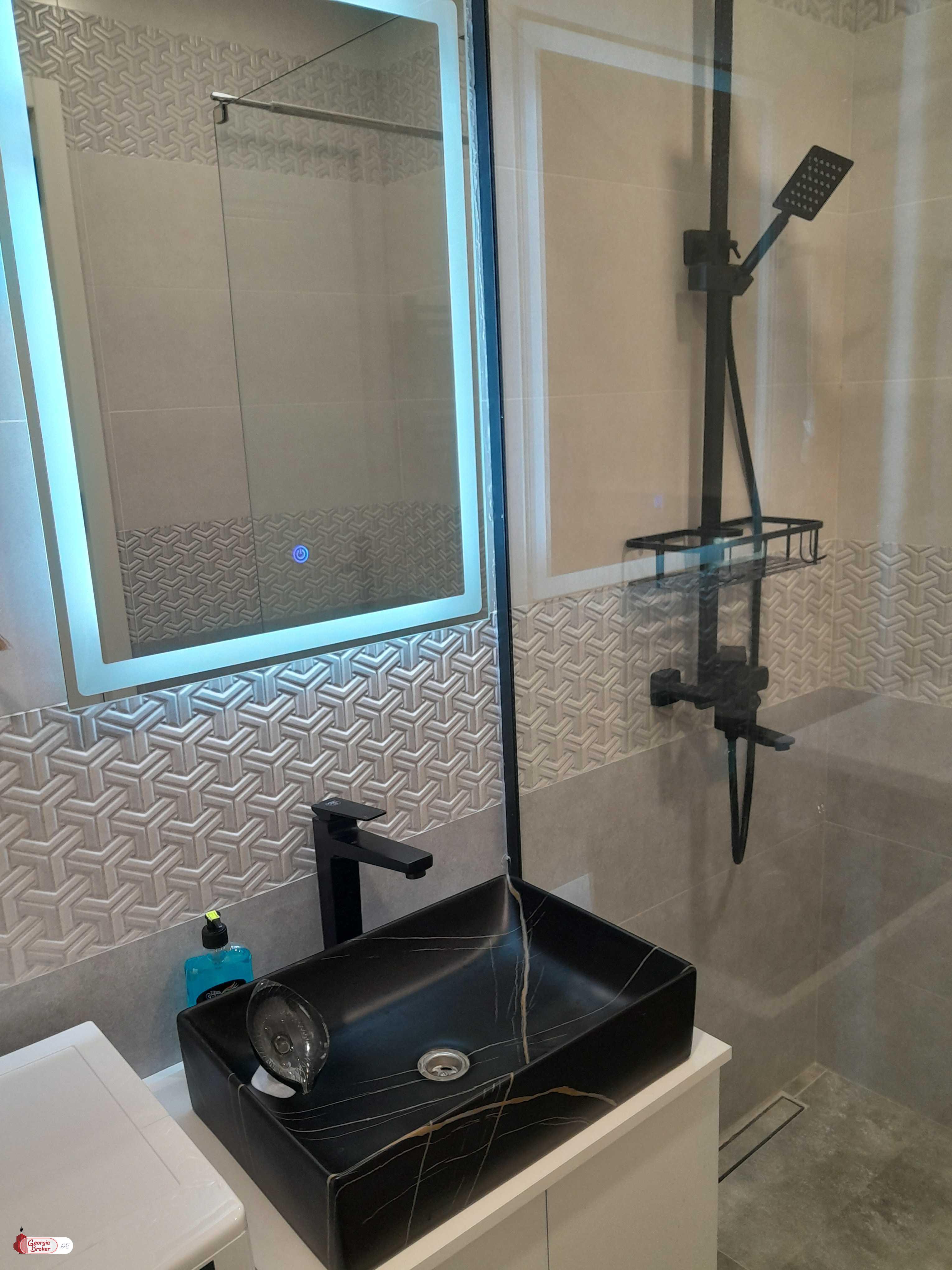 продается квартира с новым ремонтом 2-комнаты