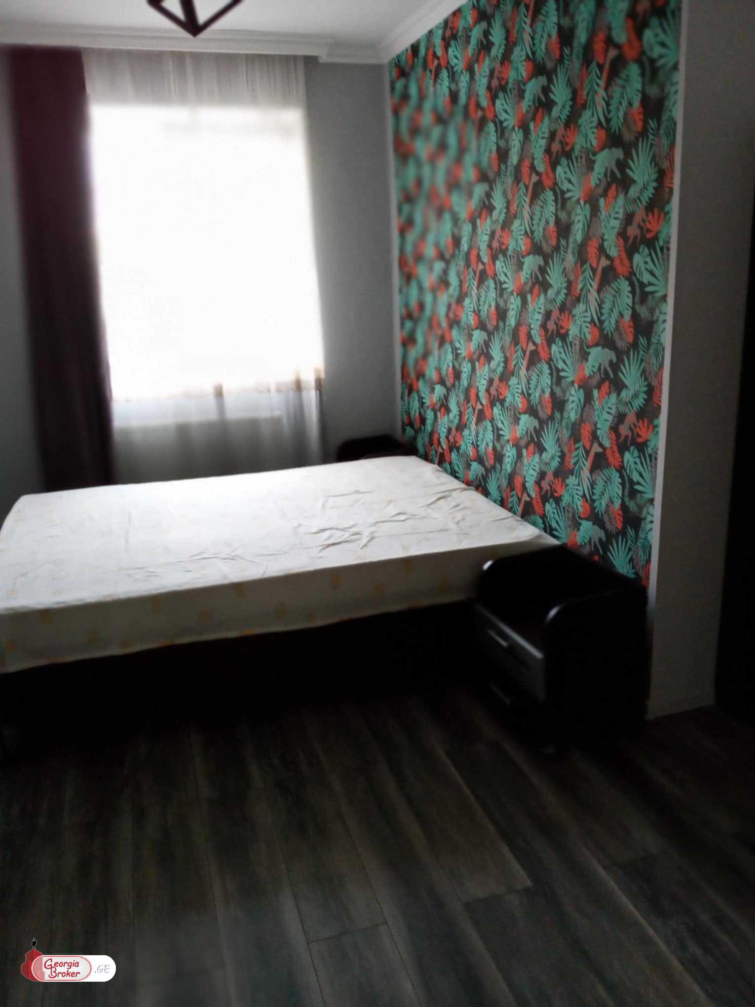 nearly repaired 3-room apartment for sale