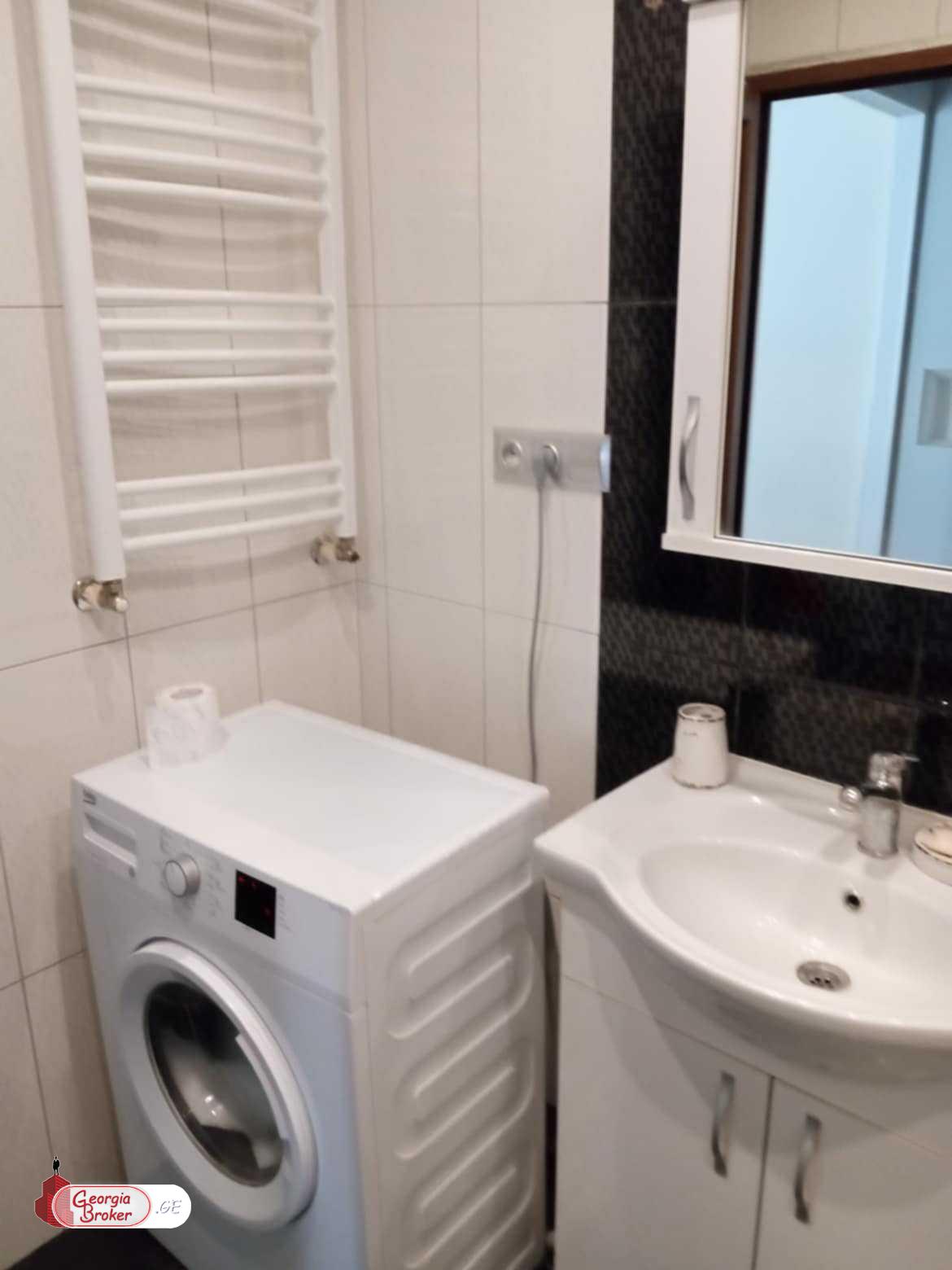 nearly repaired 3-room apartment for sale