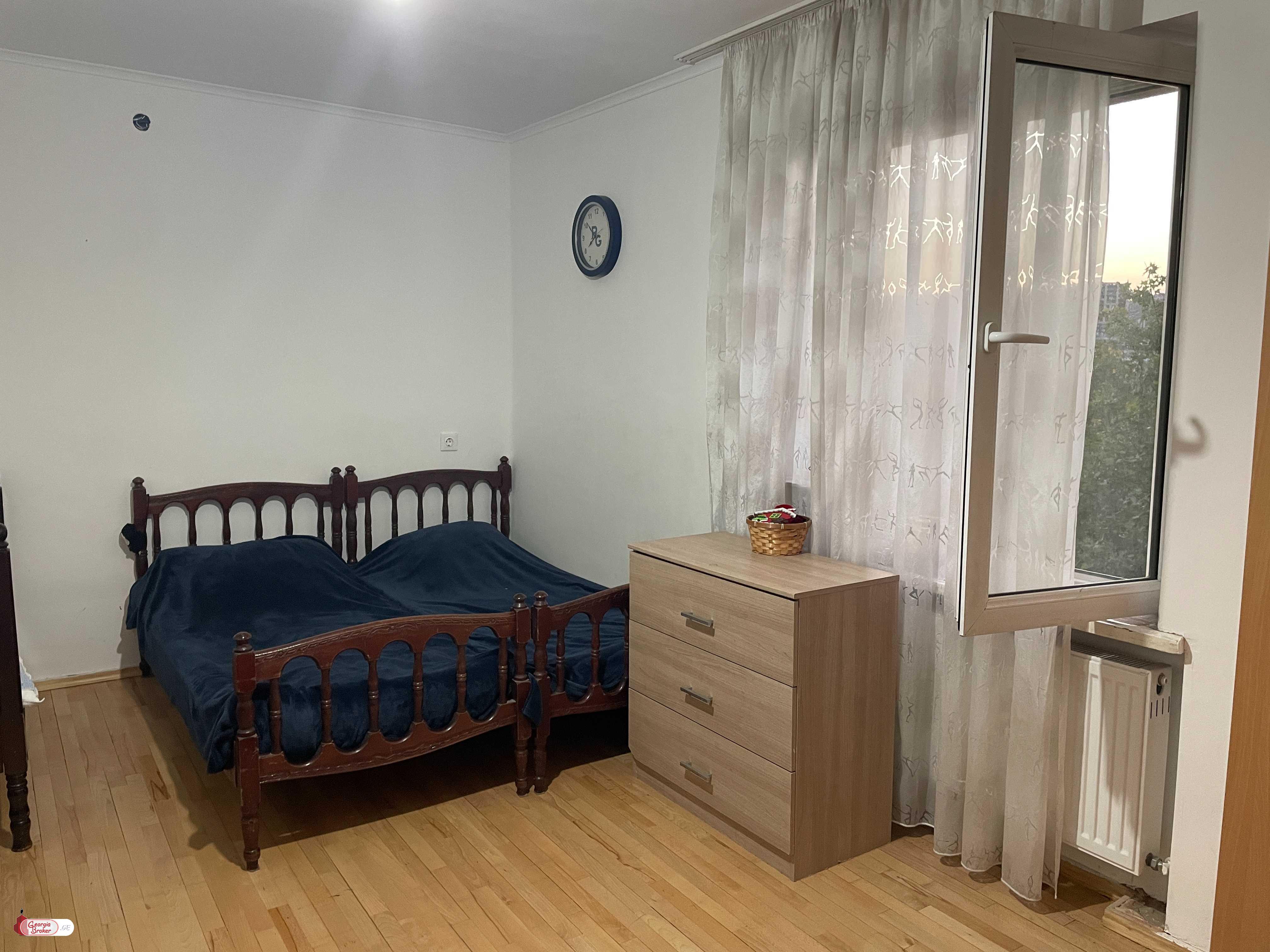 nearly repaired 3-room apartment for sale