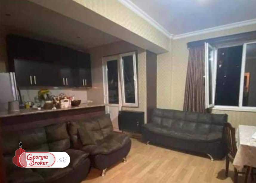 продается квартира с новым ремонтом 3-комнаты