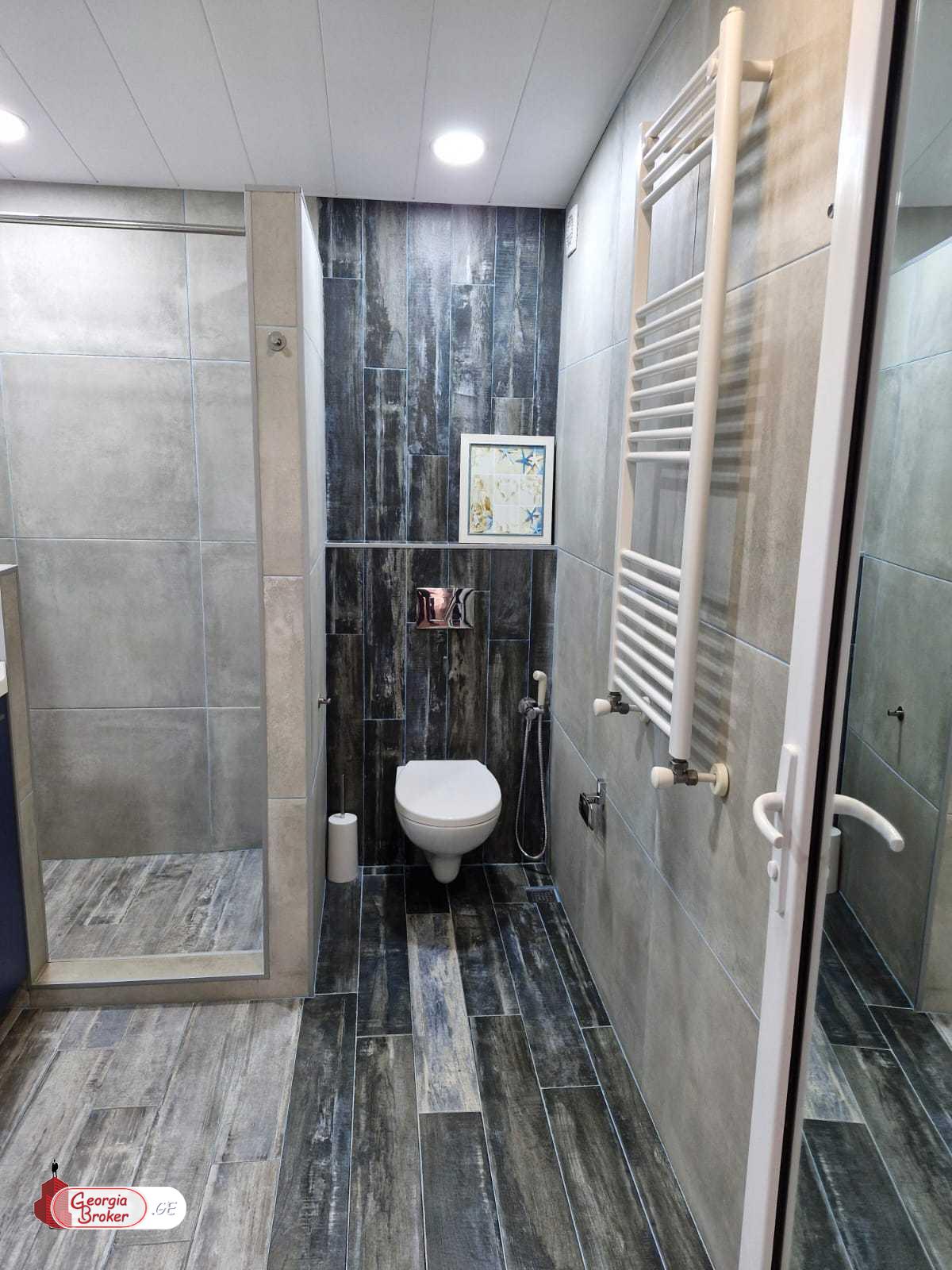 nearly repaired 3-room apartment for sale