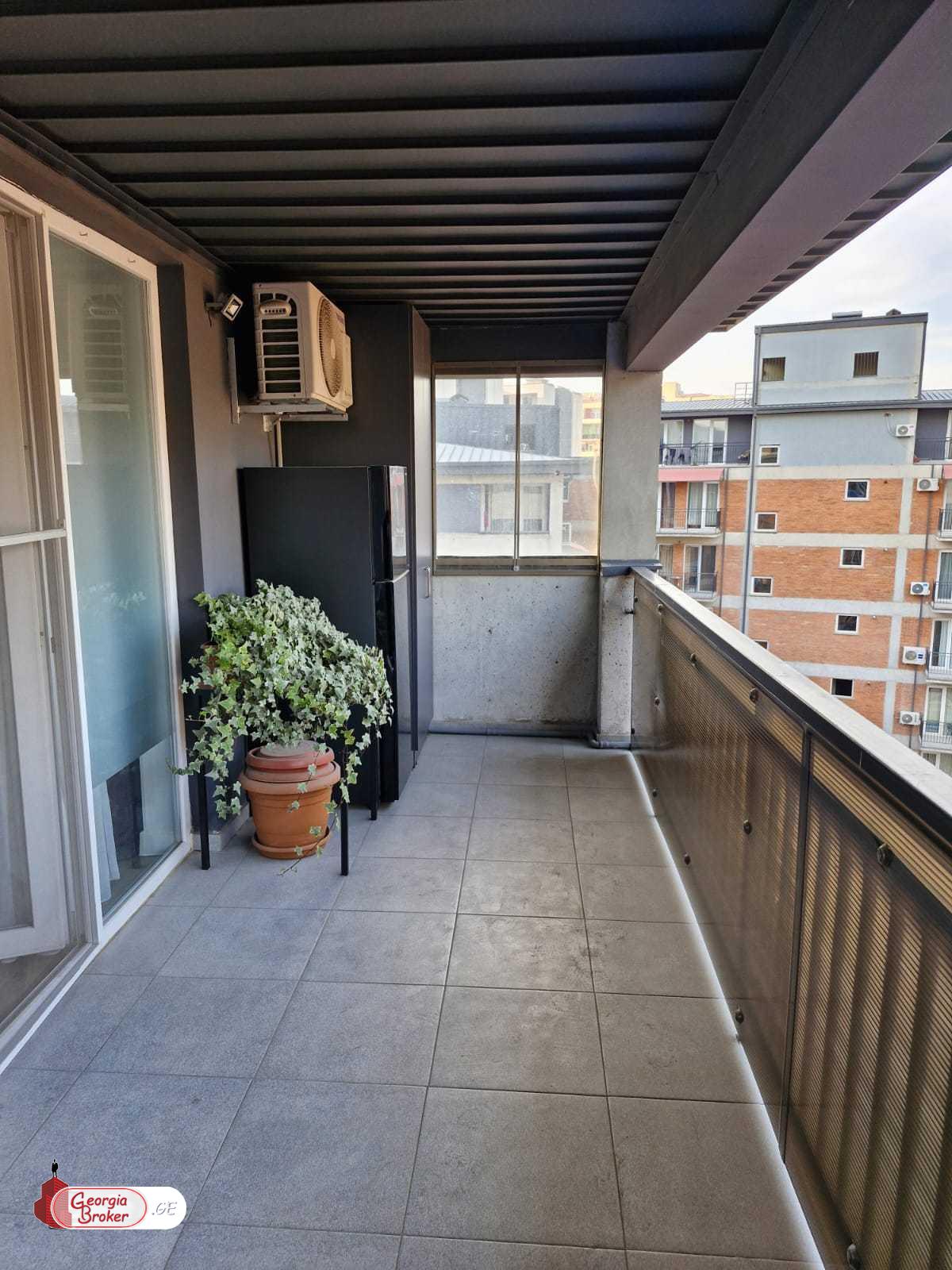 nearly repaired 3-room apartment for sale