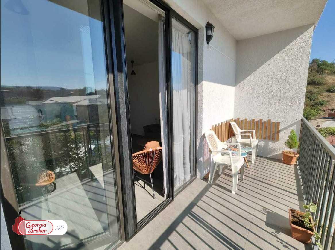 продается квартира с новым ремонтом 2-комнаты