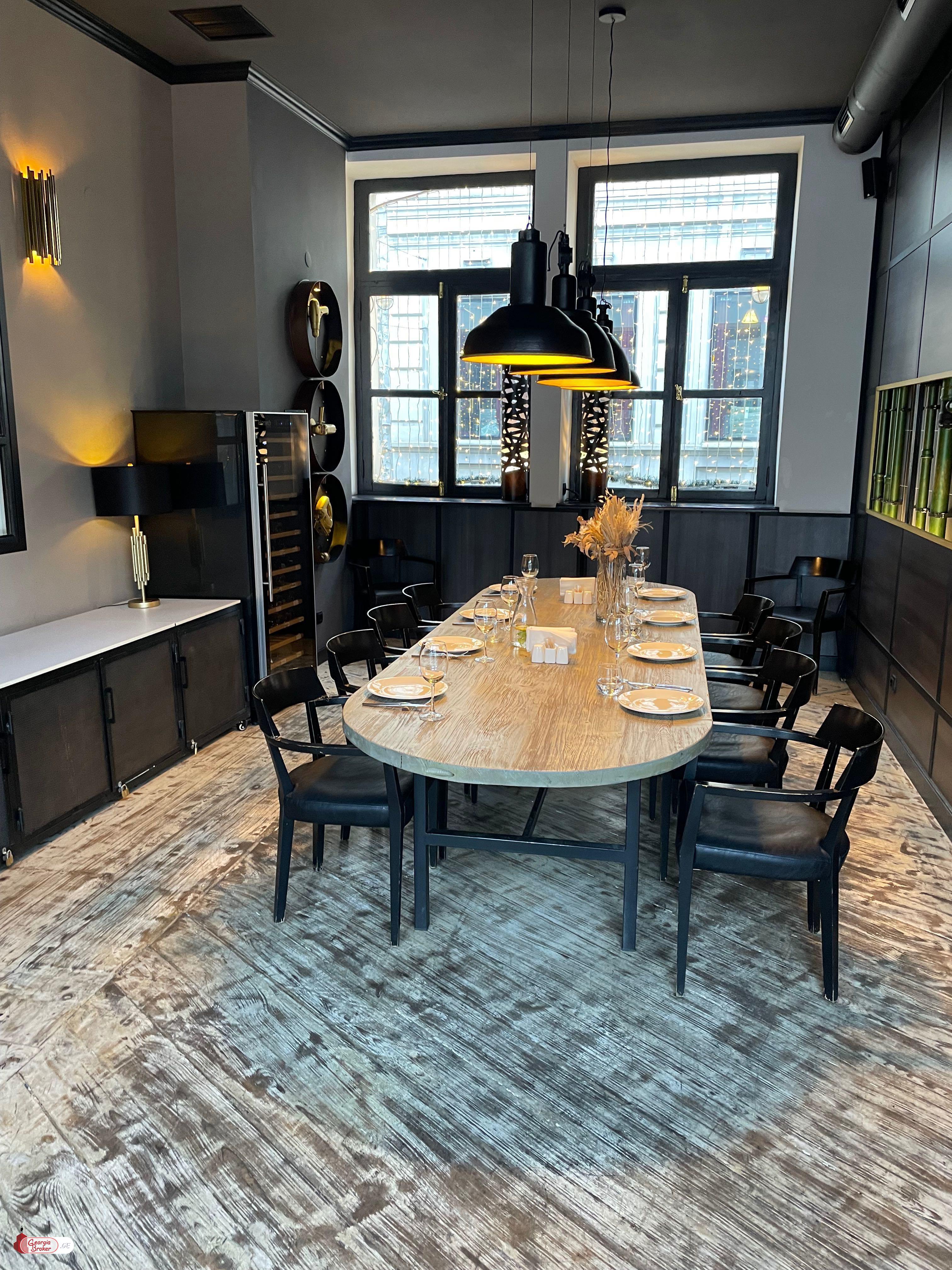 nearly repaired catering facilitty for rent