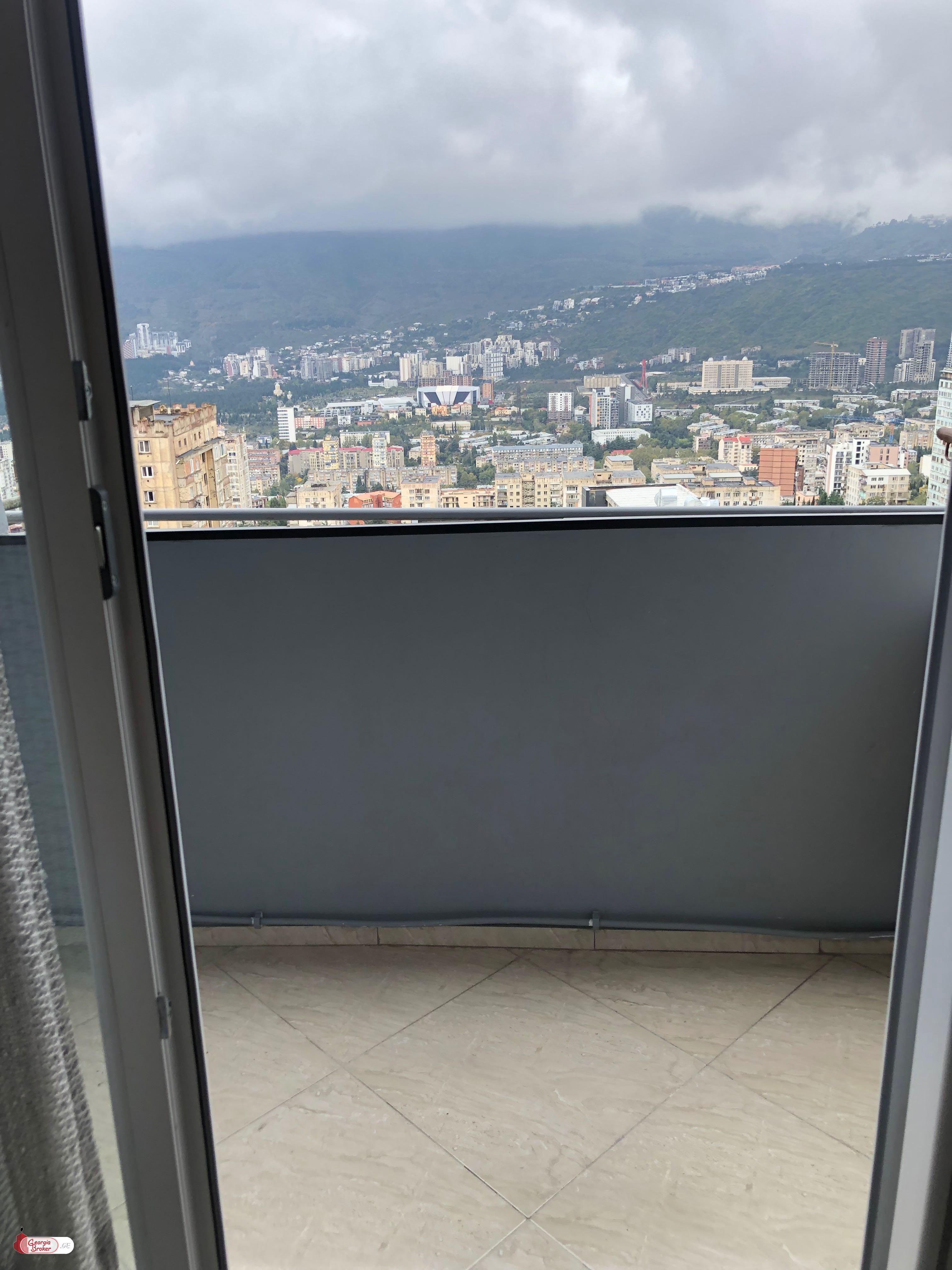 nearly repaired 2-room apartment for rent