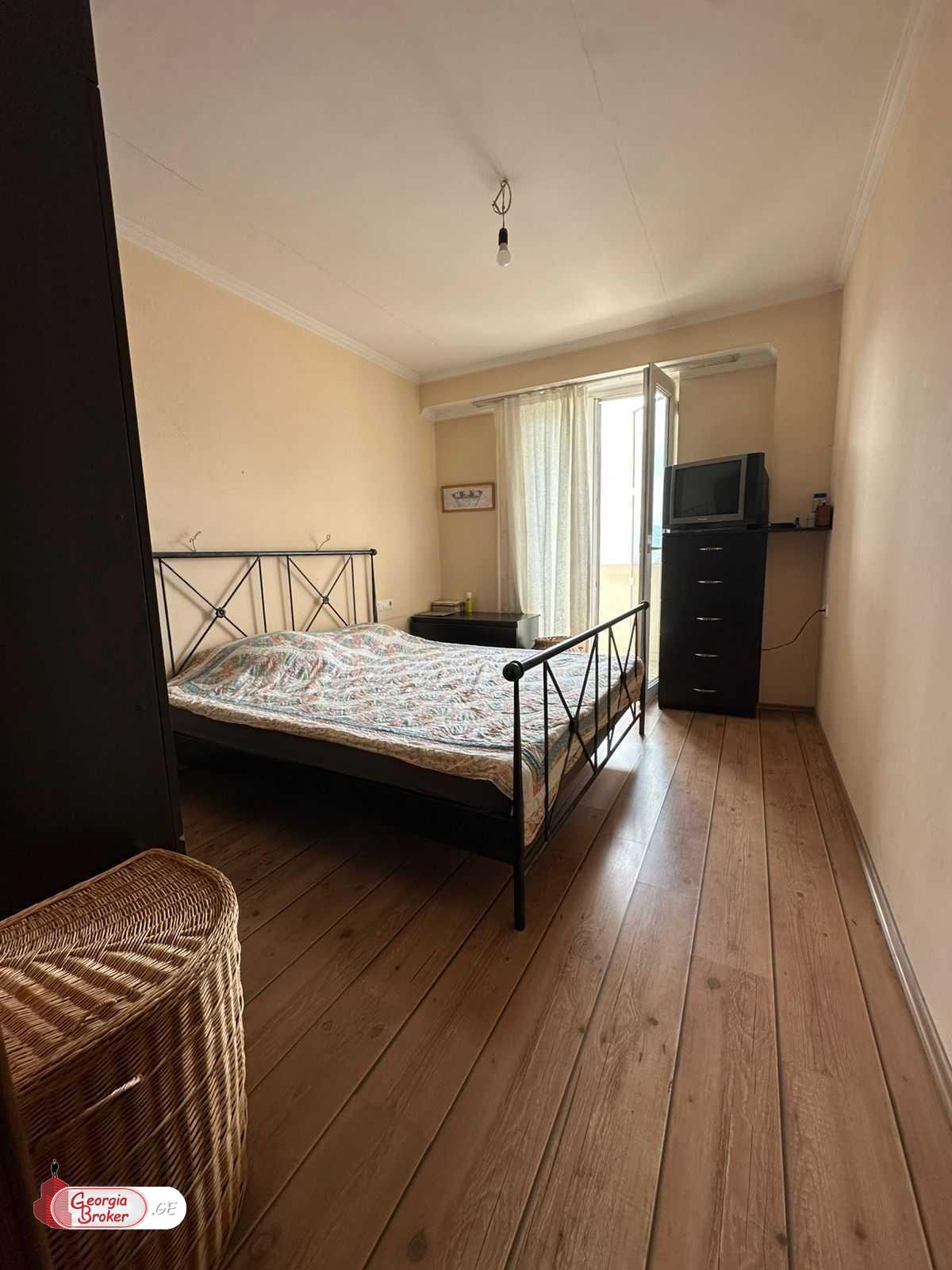 nearly repaired 4-room apartment for sale