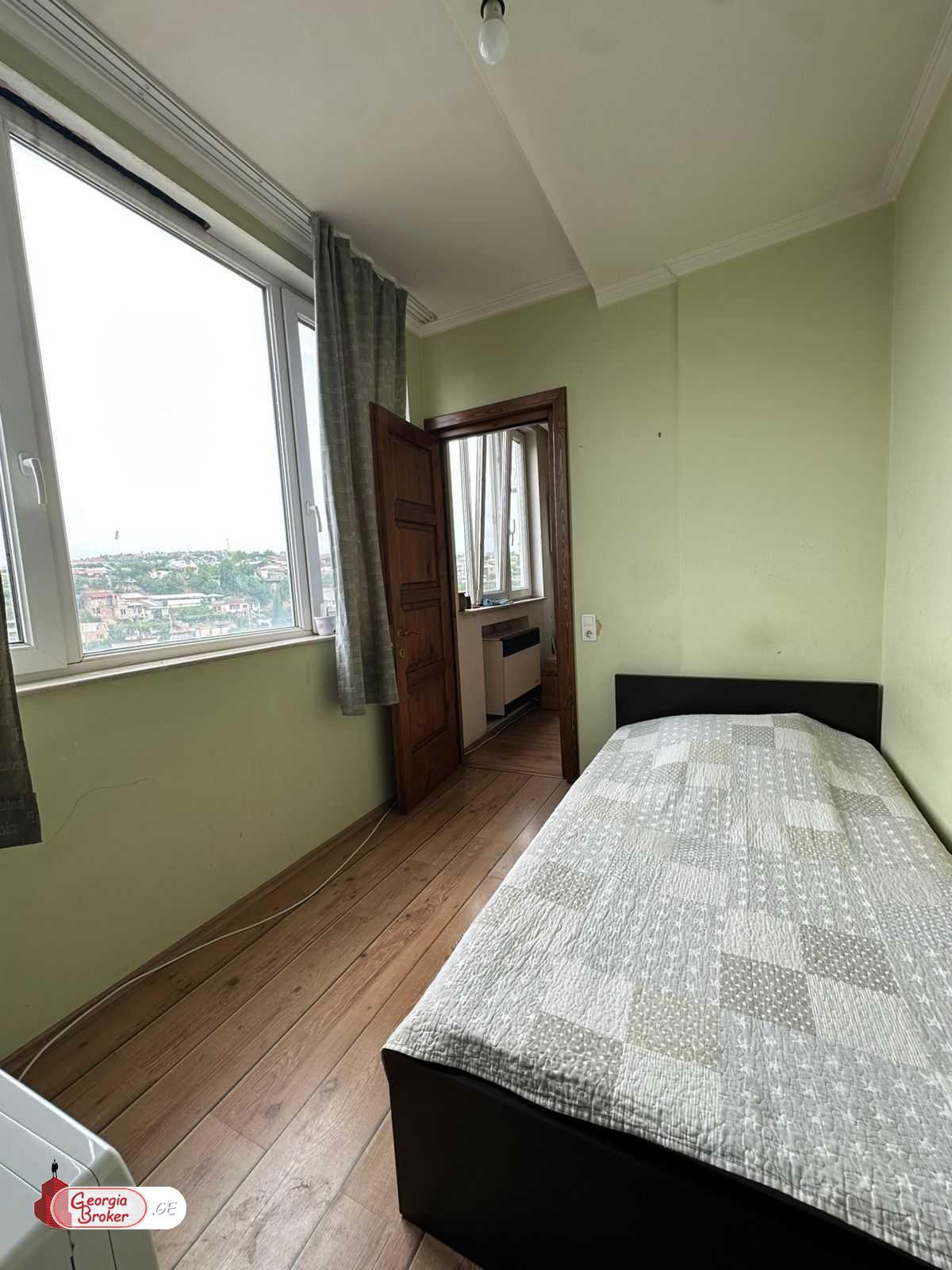 nearly repaired 4-room apartment for sale