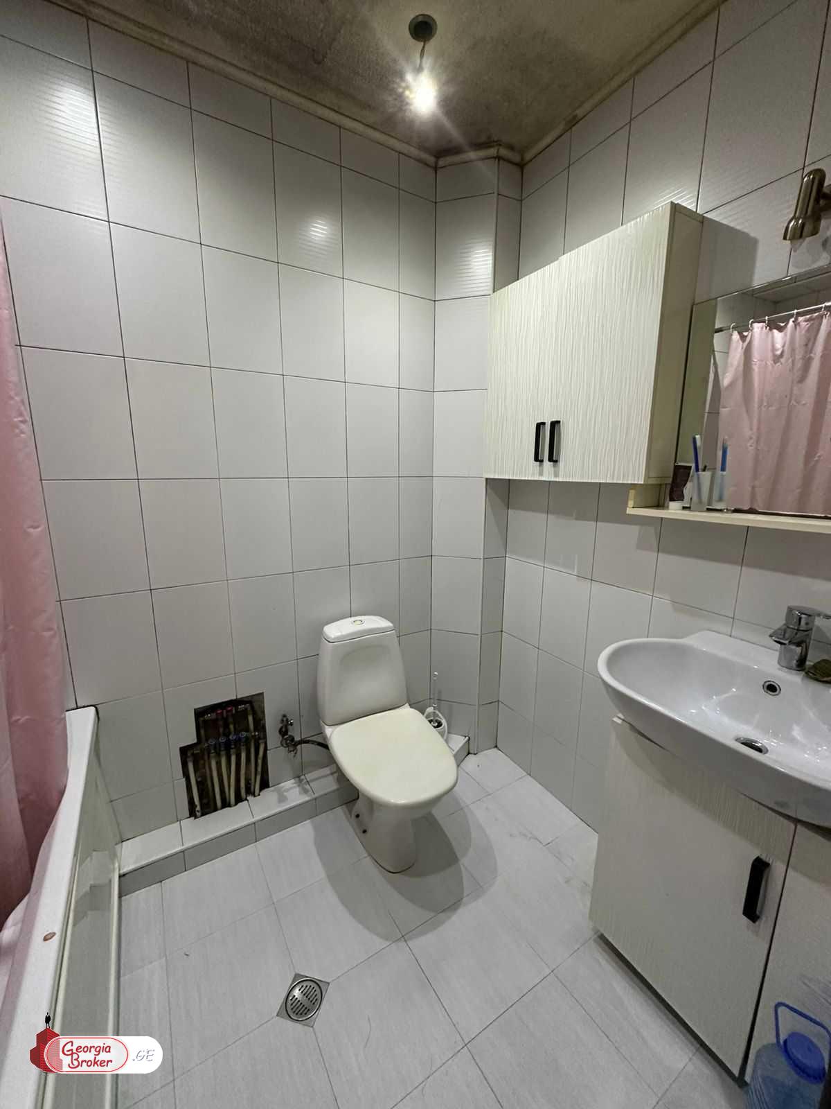 nearly repaired 4-room apartment for sale