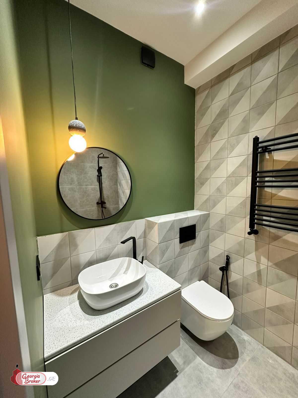 nearly repaired 2-room apartment for sale