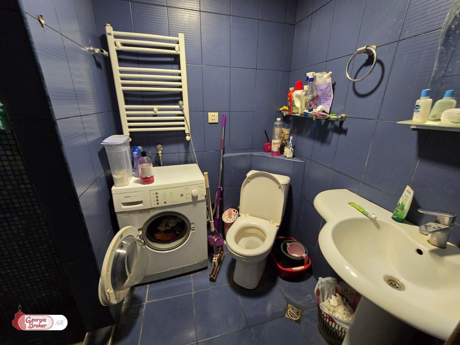 nearly repaired 4-room apartment for sale