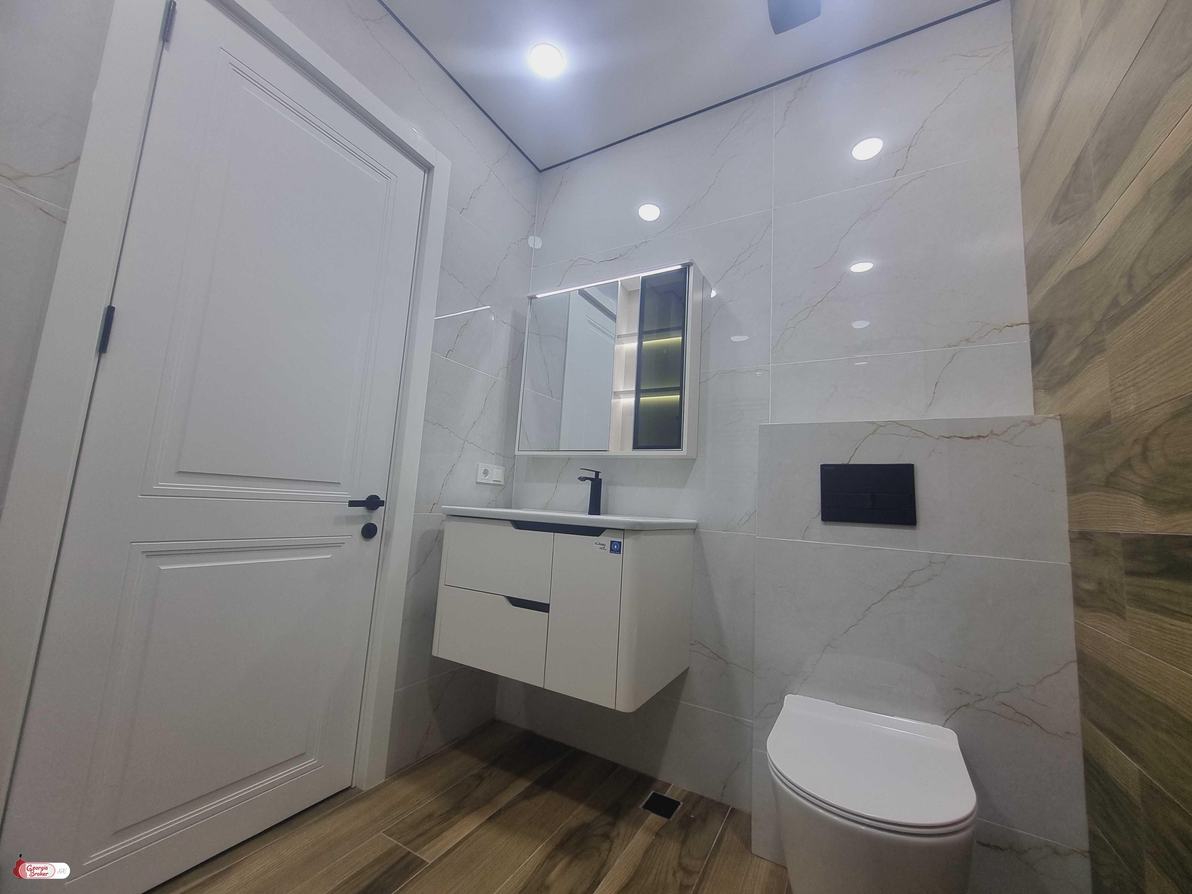 nearly repaired 3-room apartment for sale