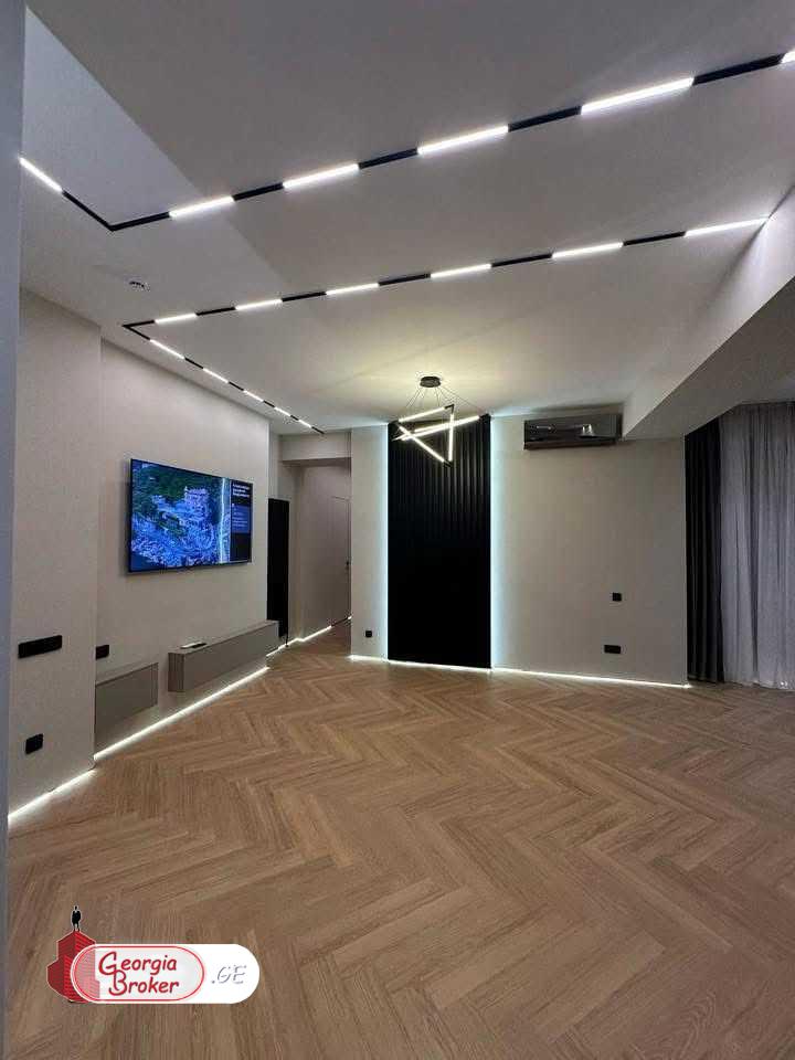 იყიდება ახალი გარემონტებული 3 ოთახიანი ბინა