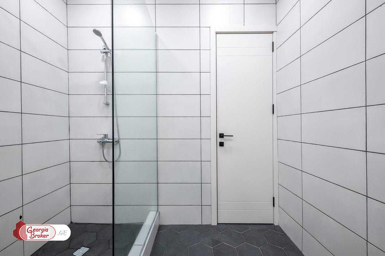 nearly repaired 2-room apartment for sale