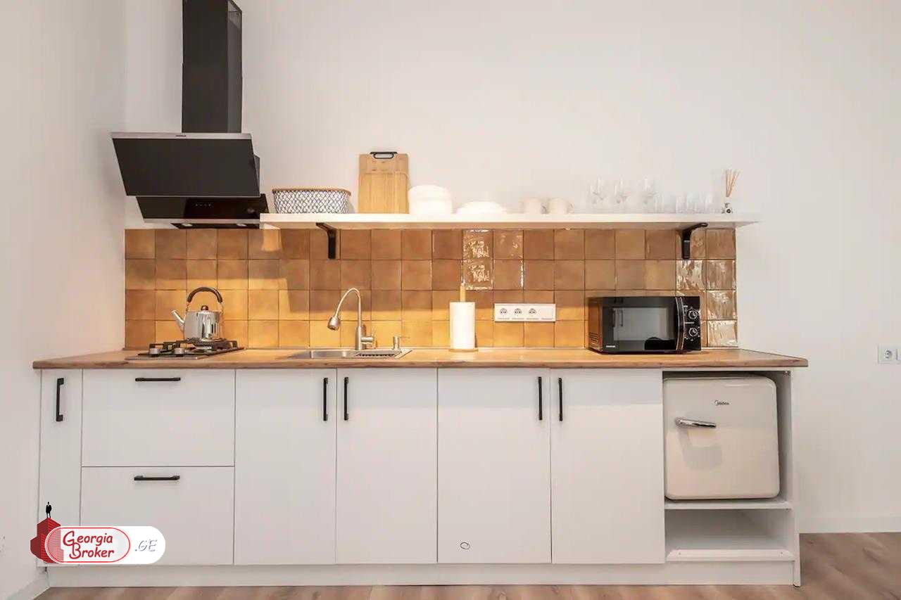 nearly repaired 2-room apartment for sale