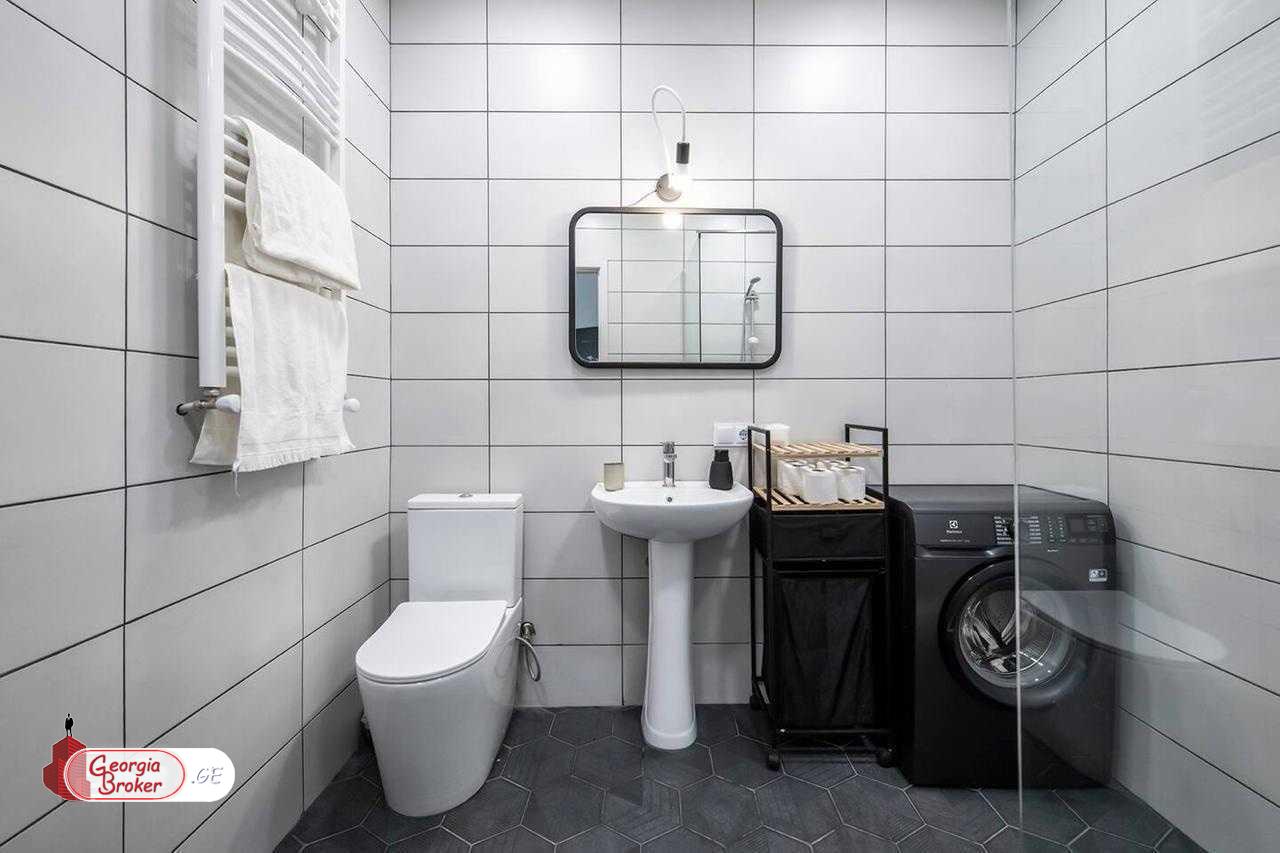 nearly repaired 2-room apartment for sale