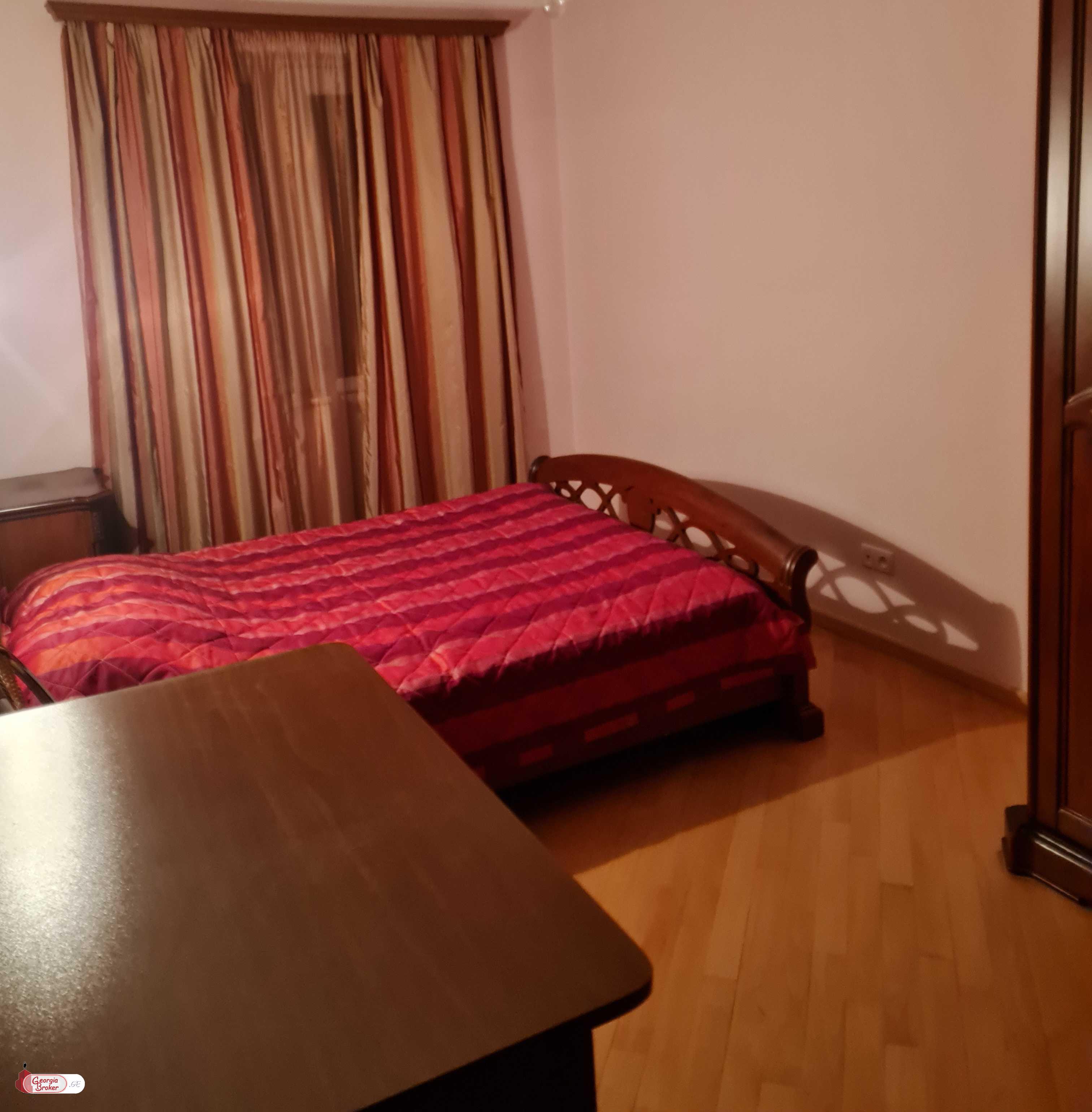 nearly repaired 3-room apartment for sale