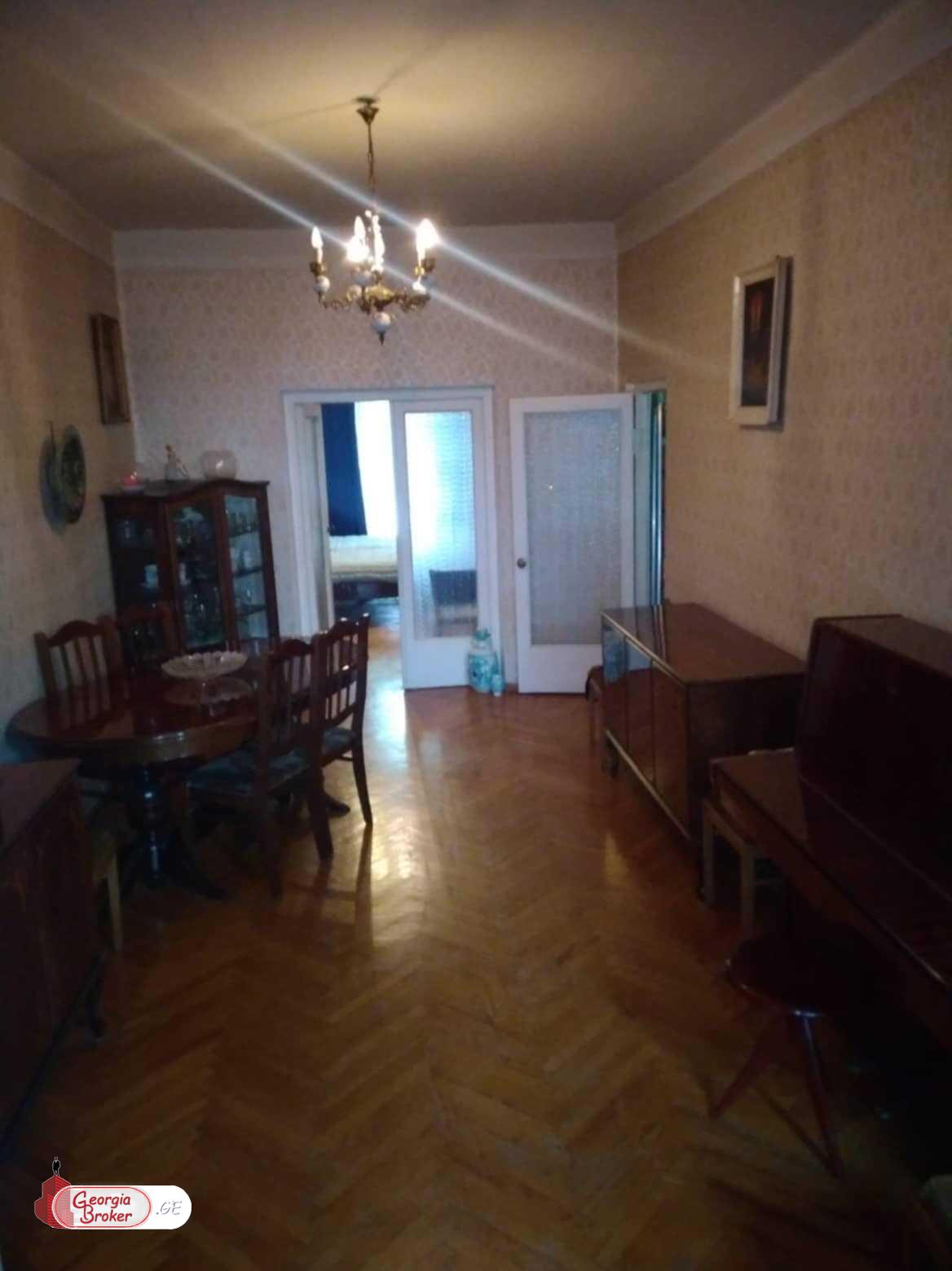 nearly repaired 4-room apartment for sale