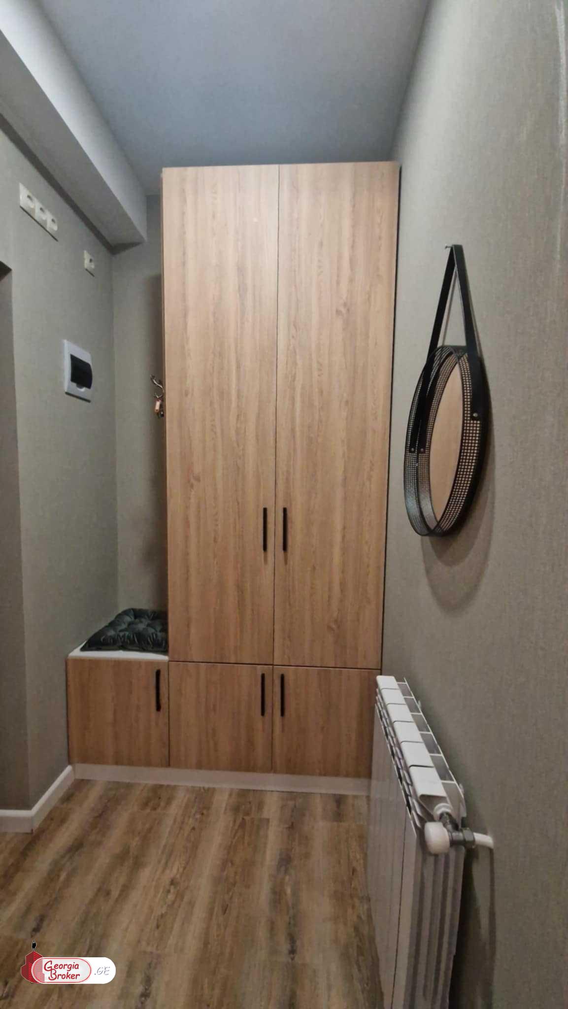 nearly repaired 2-room apartment for sale