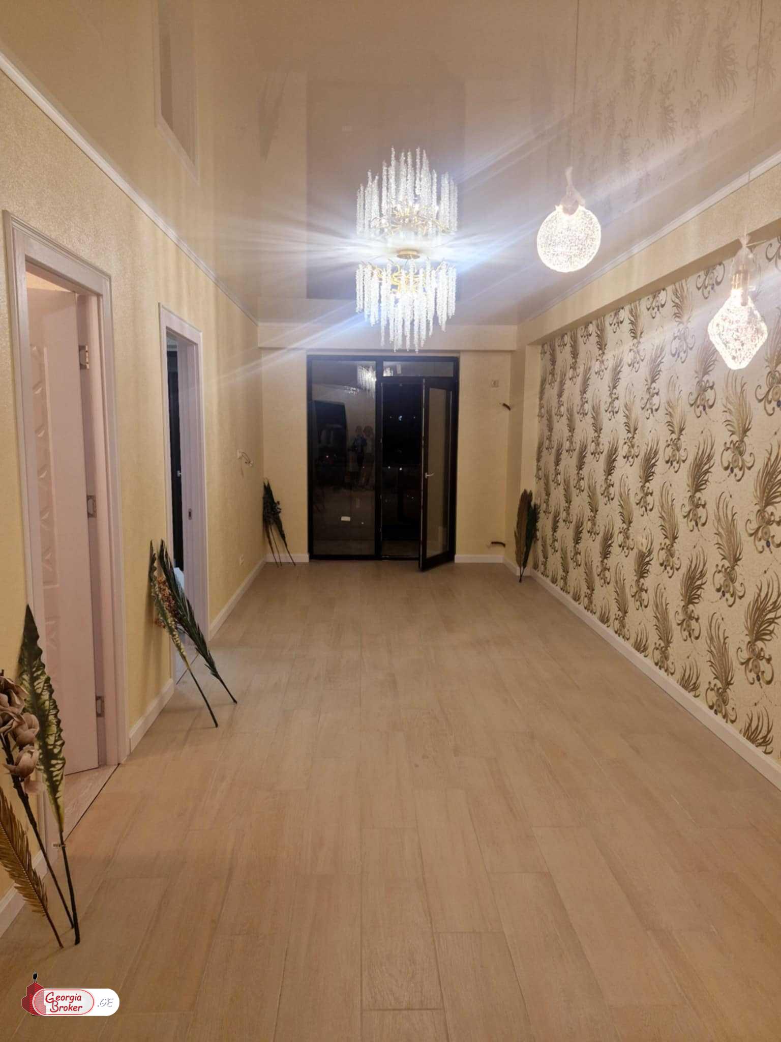 nearly repaired 3-room apartment for sale