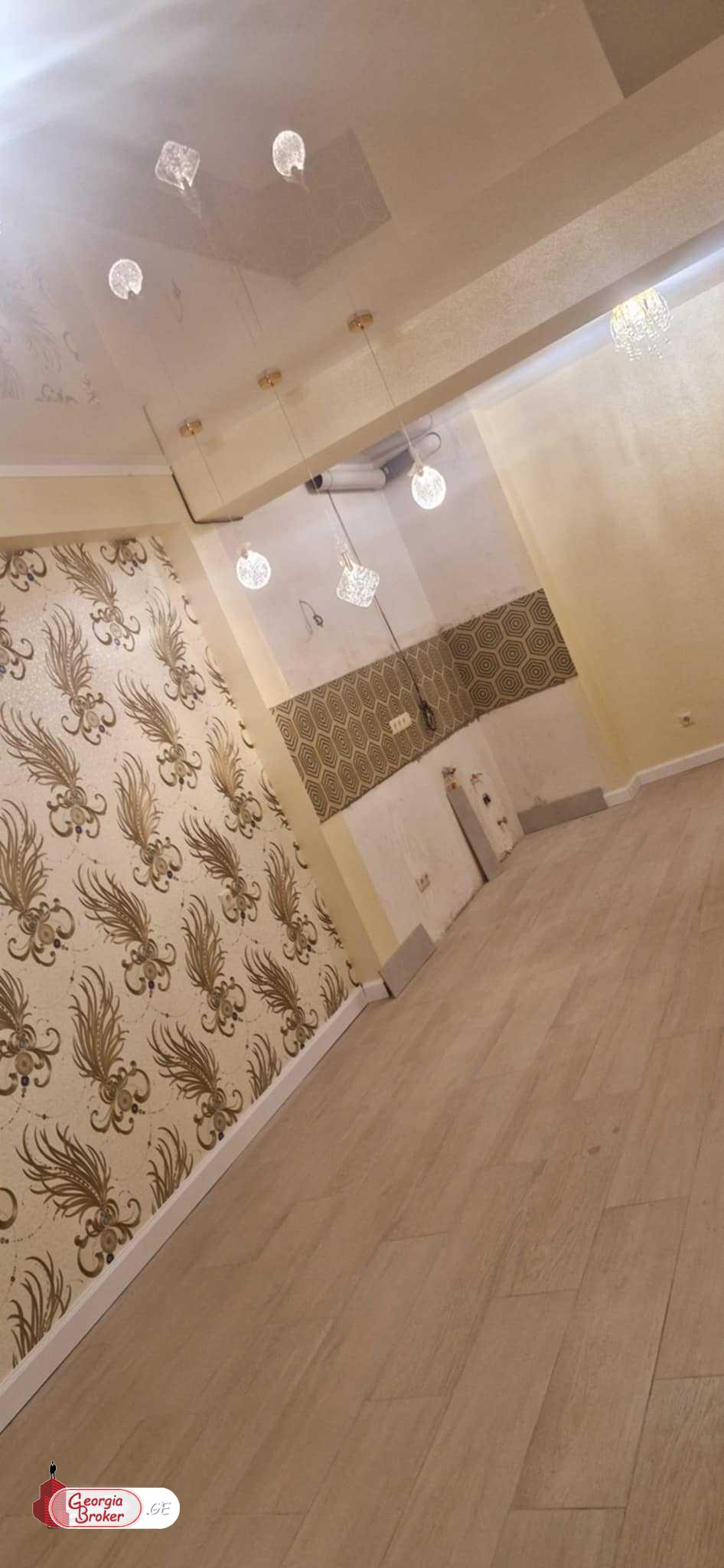 nearly repaired 3-room apartment for sale