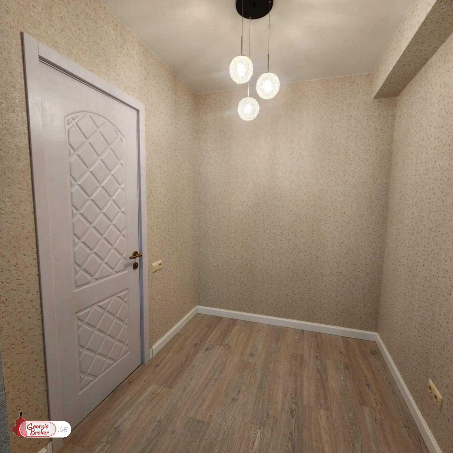 nearly repaired 3-room apartment for sale