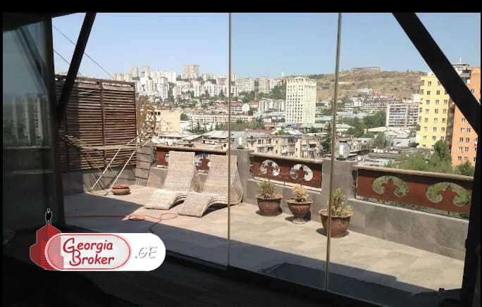 nearly repaired 4-room apartment for rent