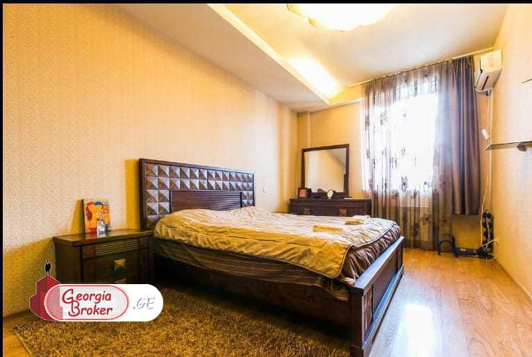 nearly repaired 4-room apartment for rent