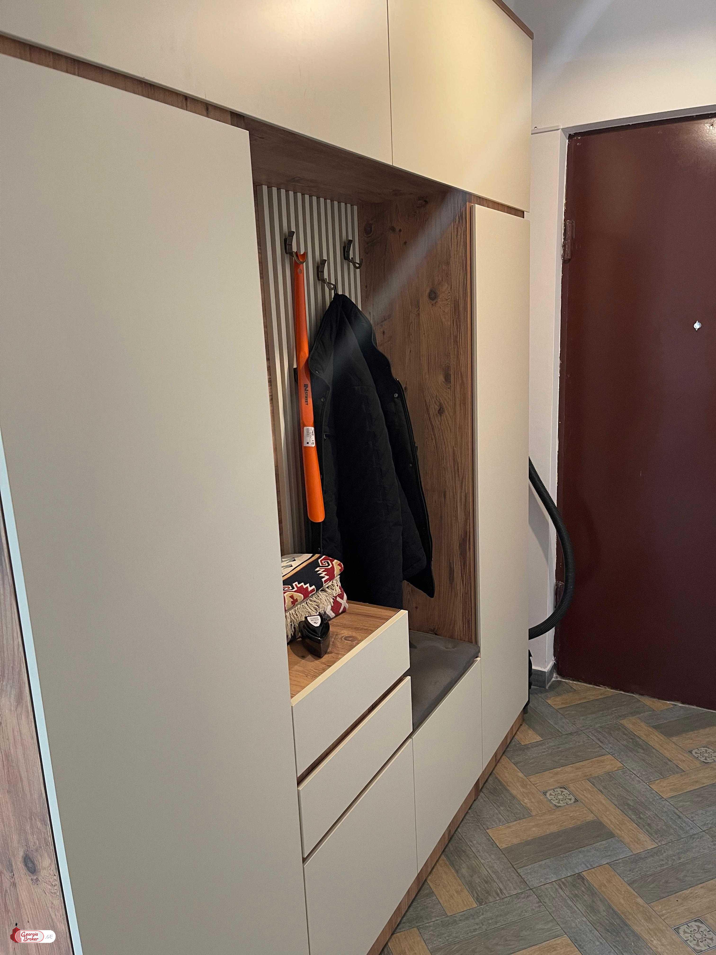 nearly repaired 3-room apartment for sale