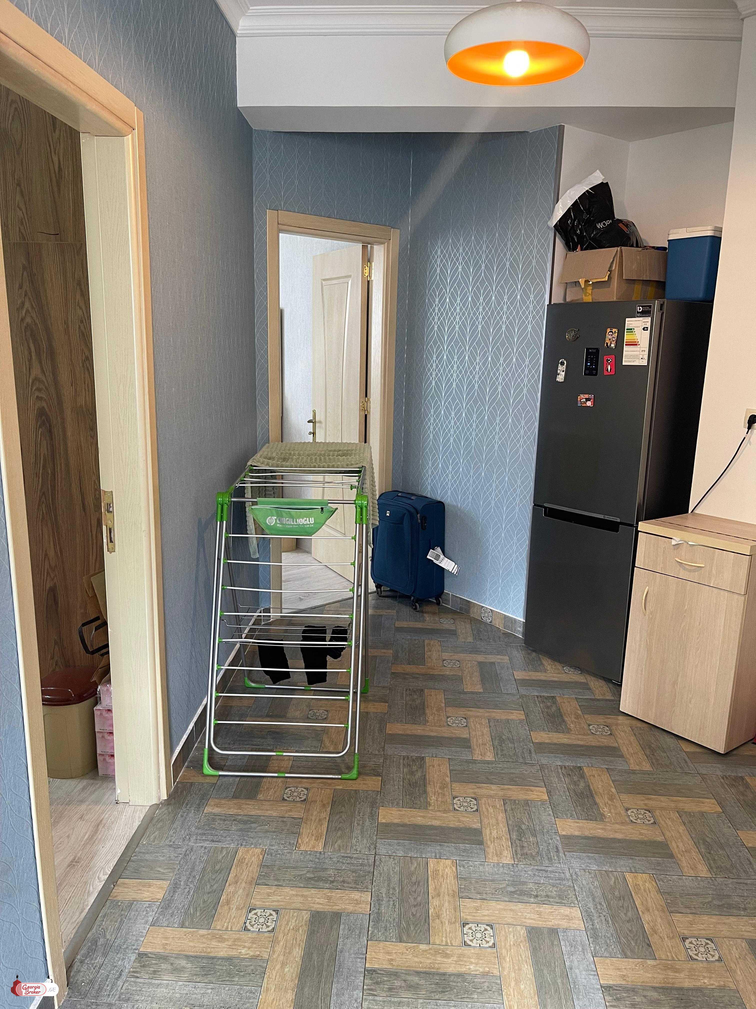 nearly repaired 3-room apartment for sale