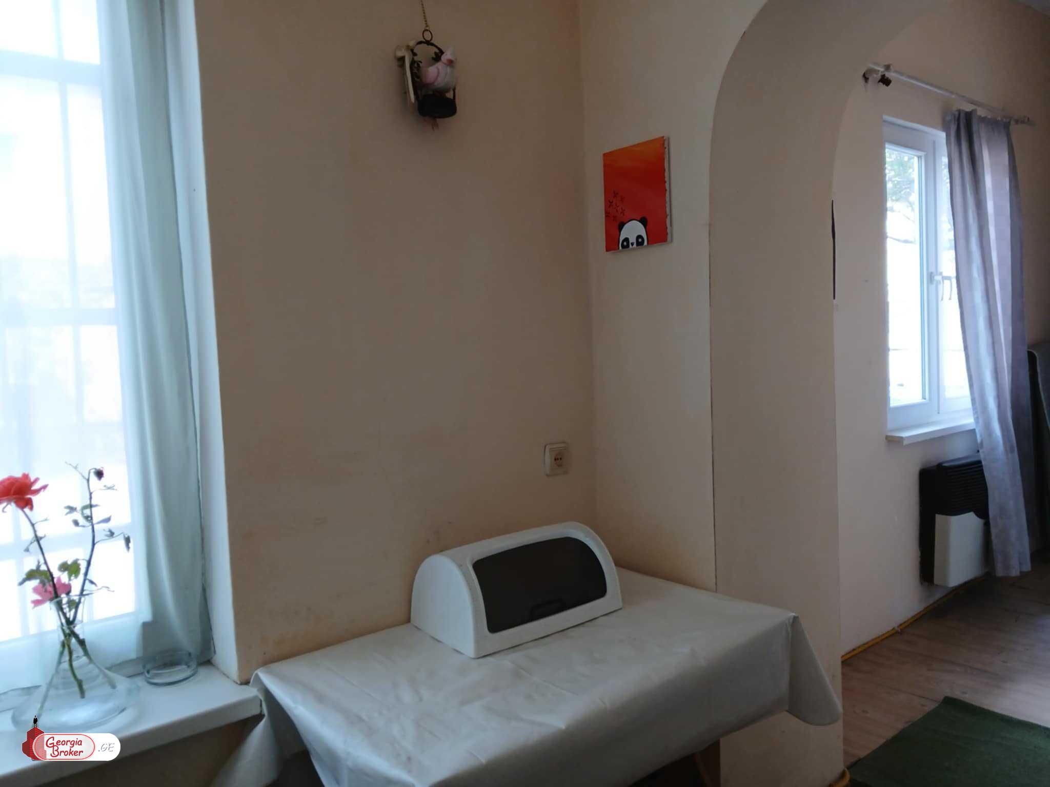 იყიდება ახალი გარემონტებული 2 ოთახიანი ბინა