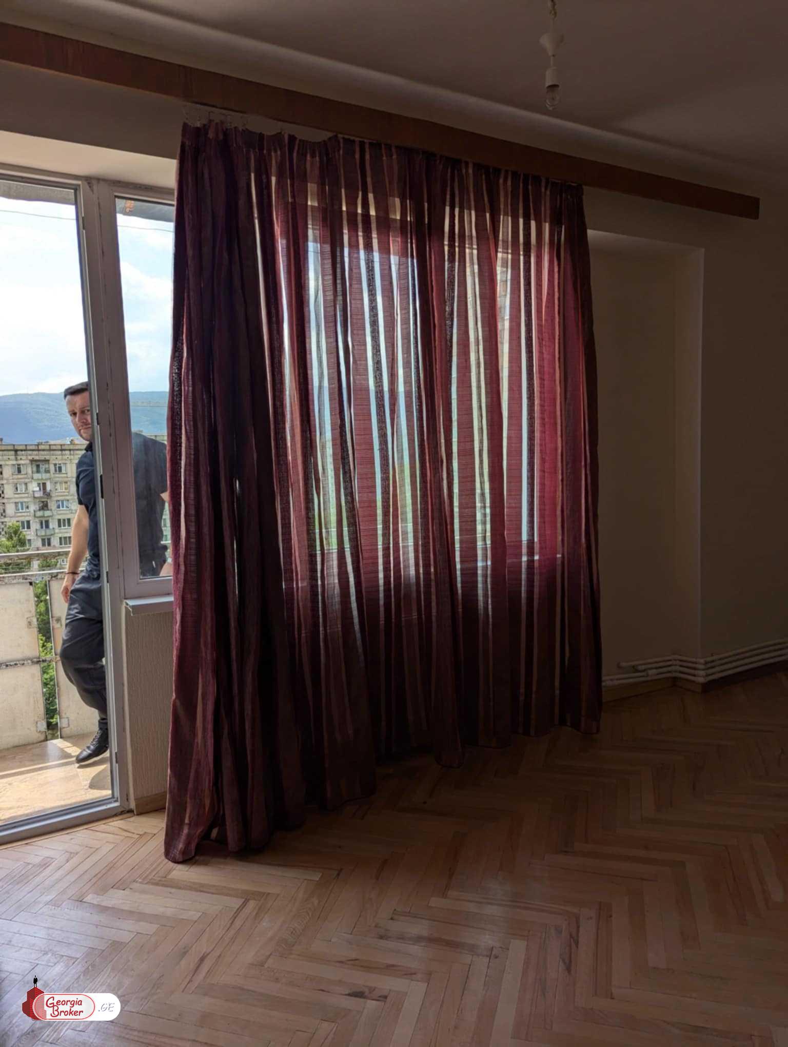 nearly repaired 3-room apartment for sale