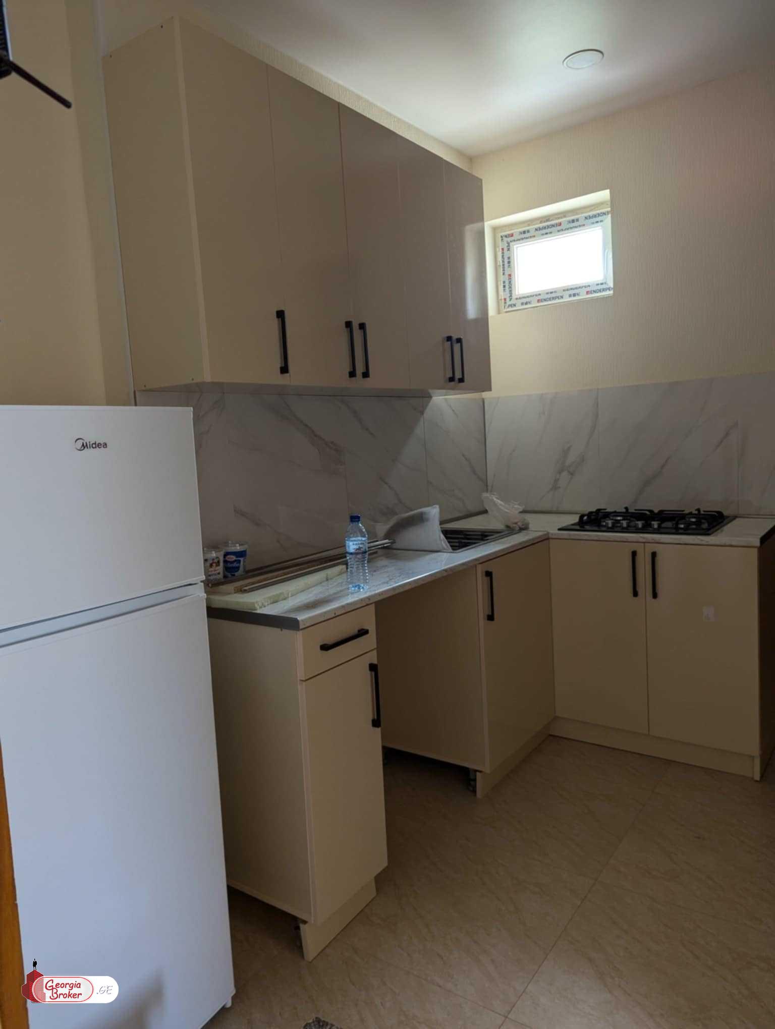 nearly repaired 3-room apartment for sale